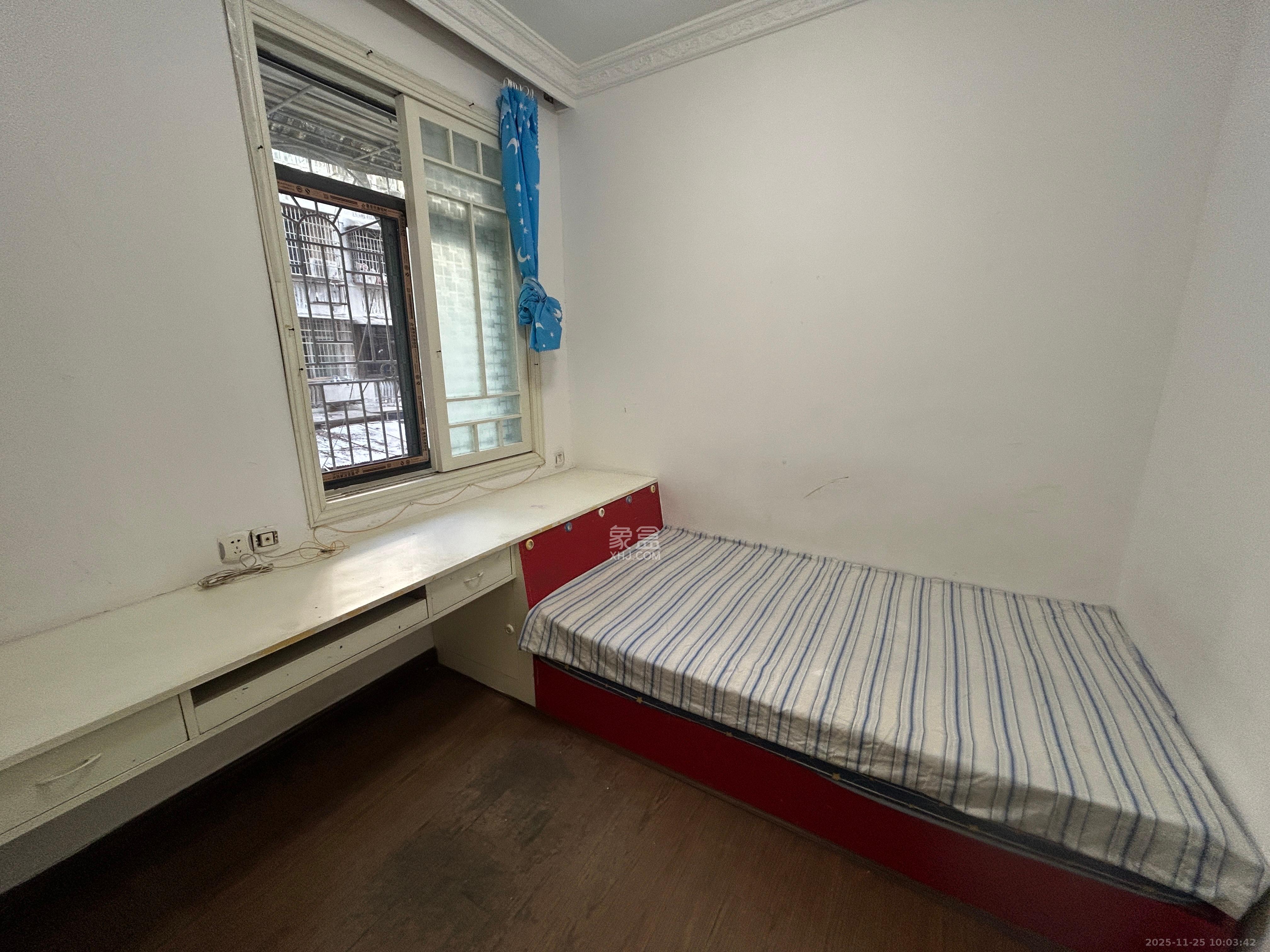 向韶村  2室1厅1卫    1500.0元/月室内图