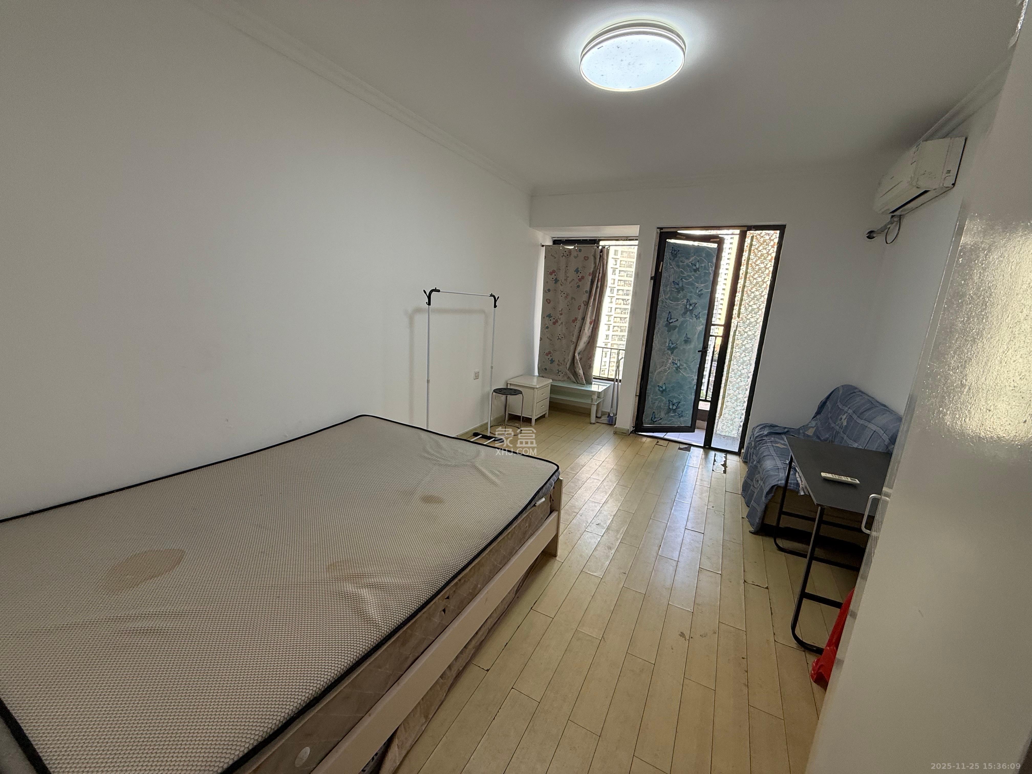 万科城市花园 1室1厅1卫 1100.0元/月 万科城市花园 1室1厅1卫 1100.0元/月室内图