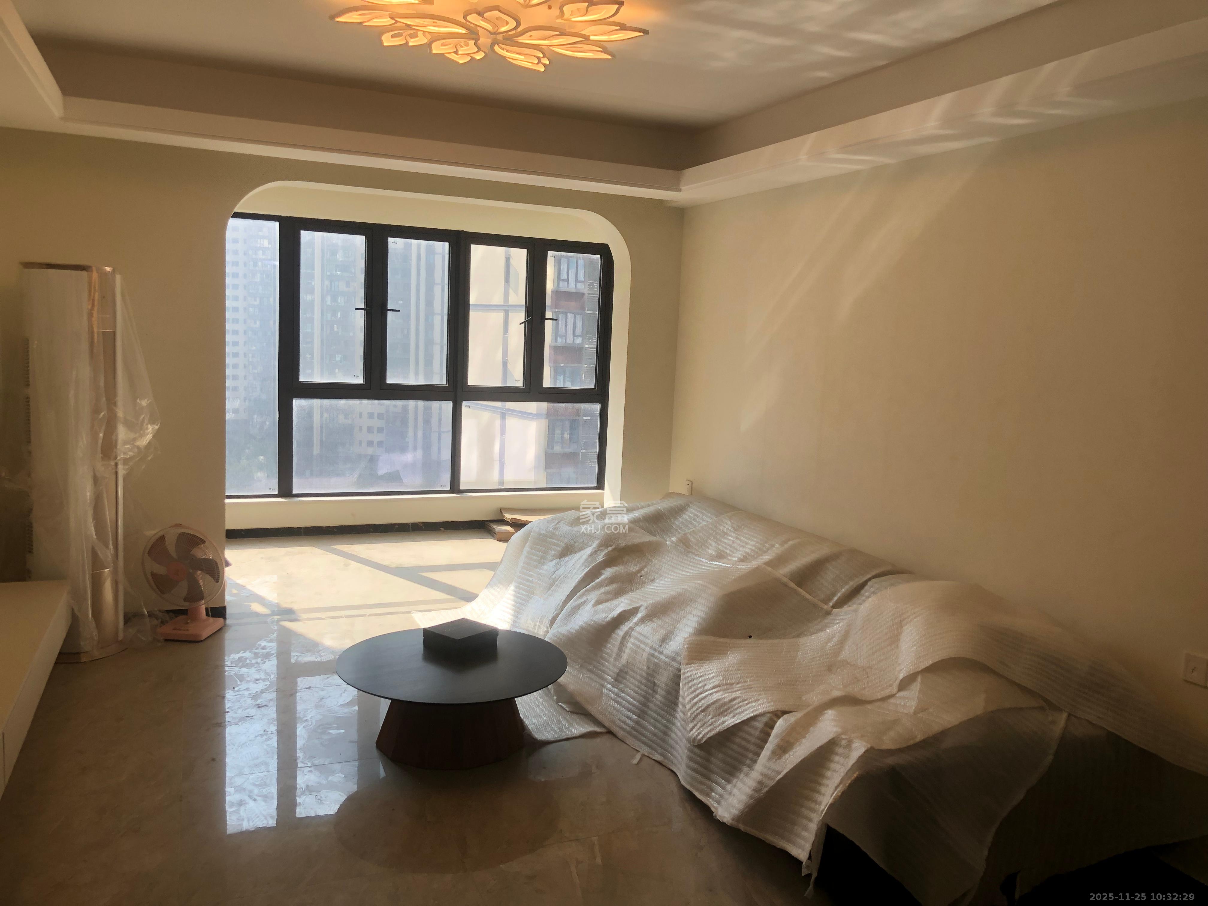 万润滨江天著 3室2厅2卫 2800.0元/月 万润滨江天著 3室2厅2卫 2800.0元/月室内图