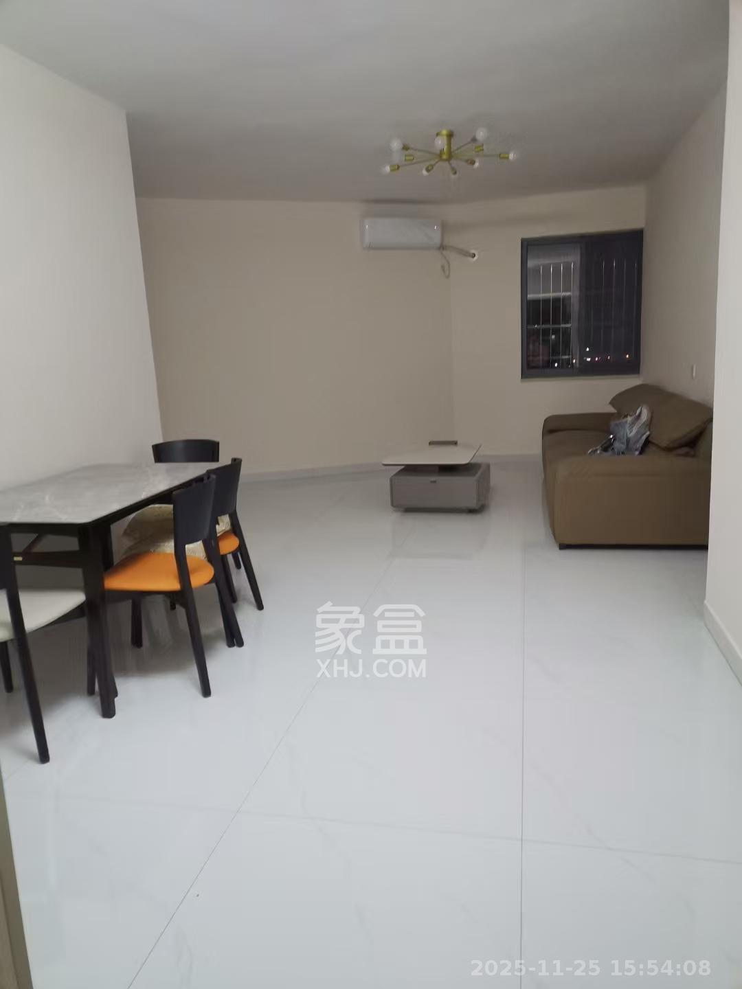 湘凯石化大厦  2室1厅1卫    2400.0元/月