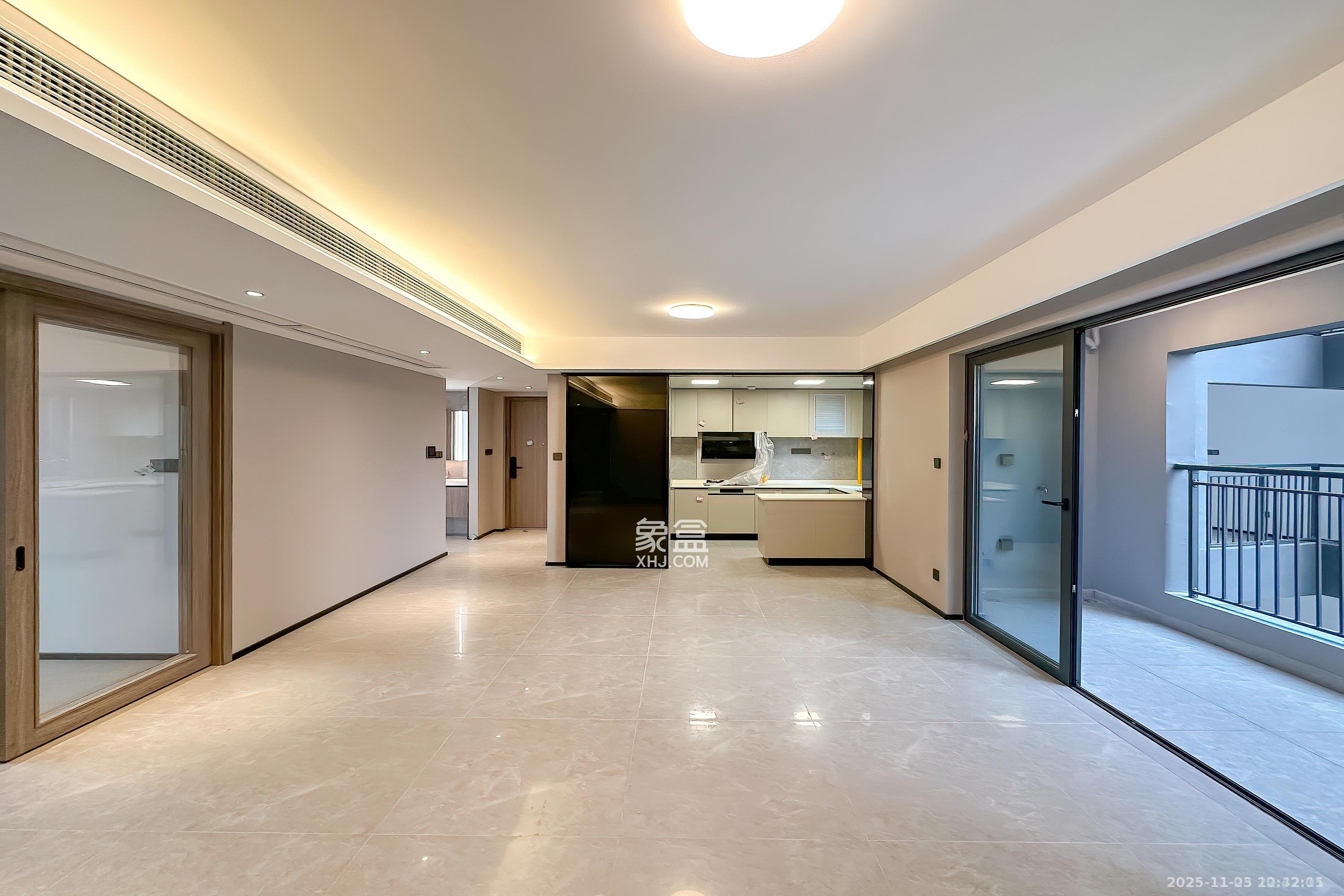 万科半岛国际  3室2厅2卫    4000.0元/月