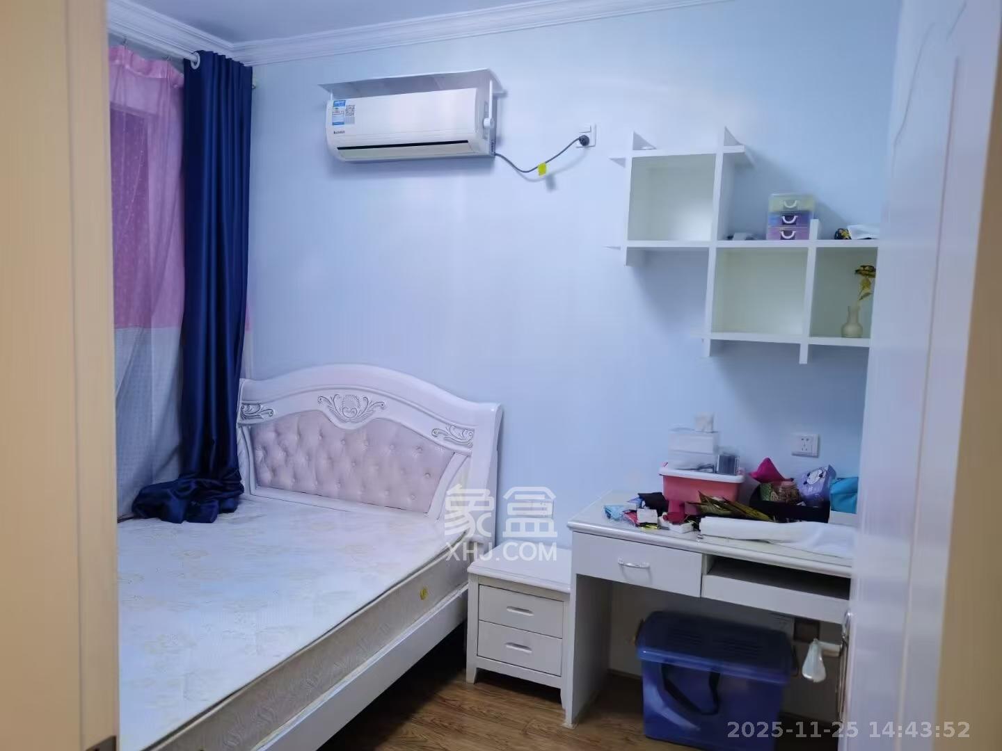 华润凤凰城三期 1室2厅1卫 2000.0元/月 华润凤凰城三期 1室2厅1卫 2000.0元/月室内图