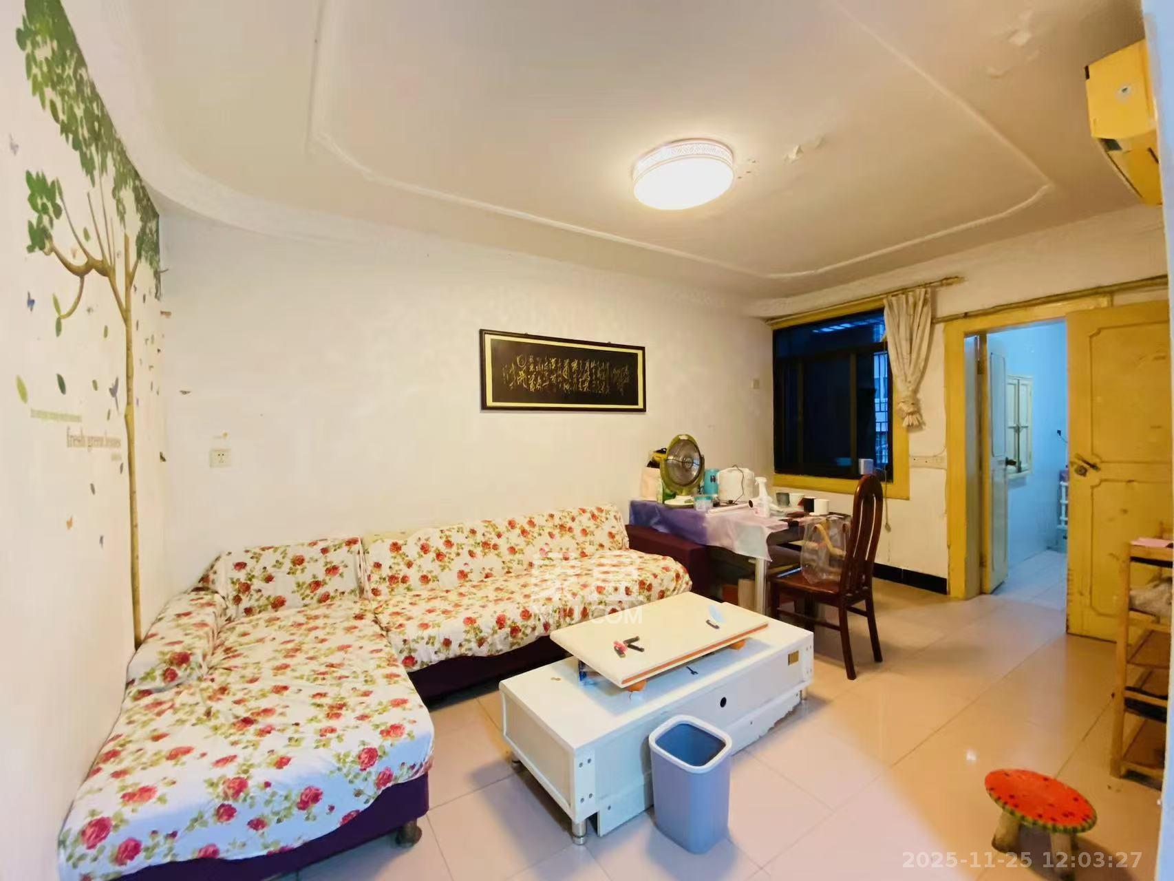 向家湾社区（含富湘公寓）  2室1厅1卫    1700.0元/月