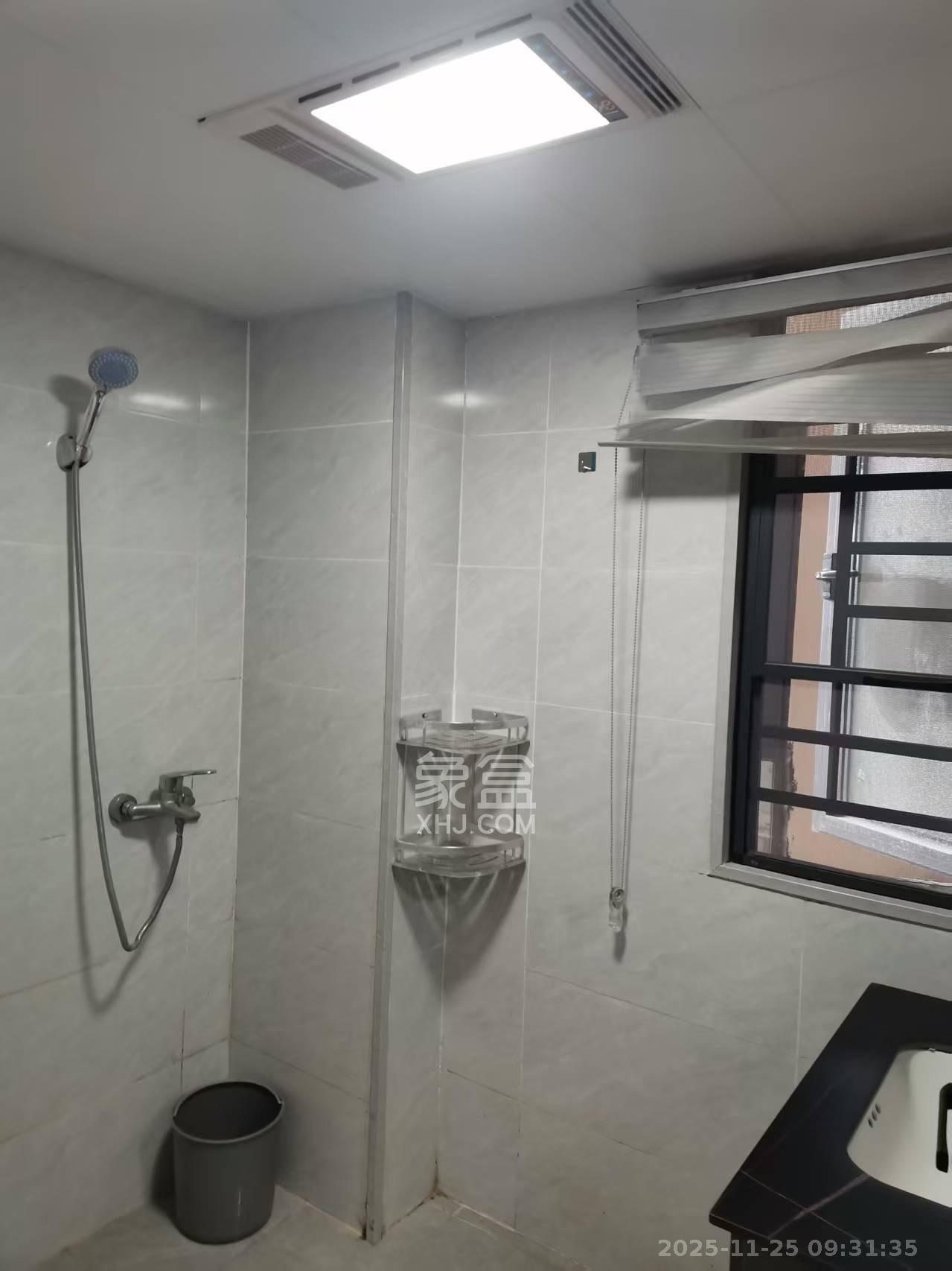 潇湘名城(新里程潇湘名城)  2室2厅1卫    2400.0元/月室内图