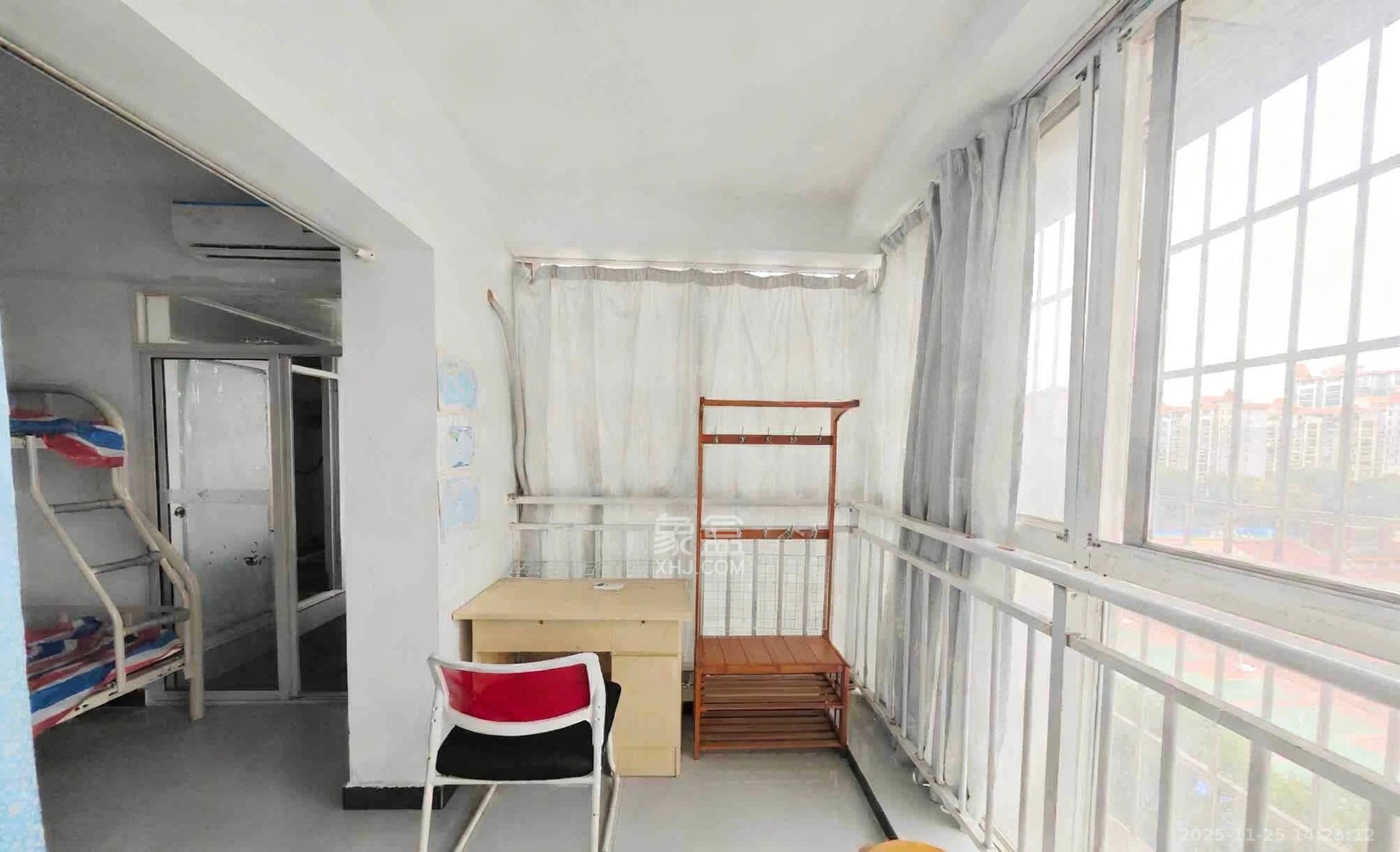 景江雅苑 1室1厅1卫 1200.0元/月 景江雅苑 1室1厅1卫 1200.0元/月室内图