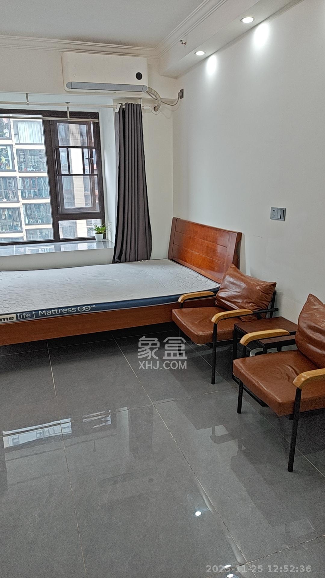 保利海德公园  1室0厅0卫    1600.0元/月