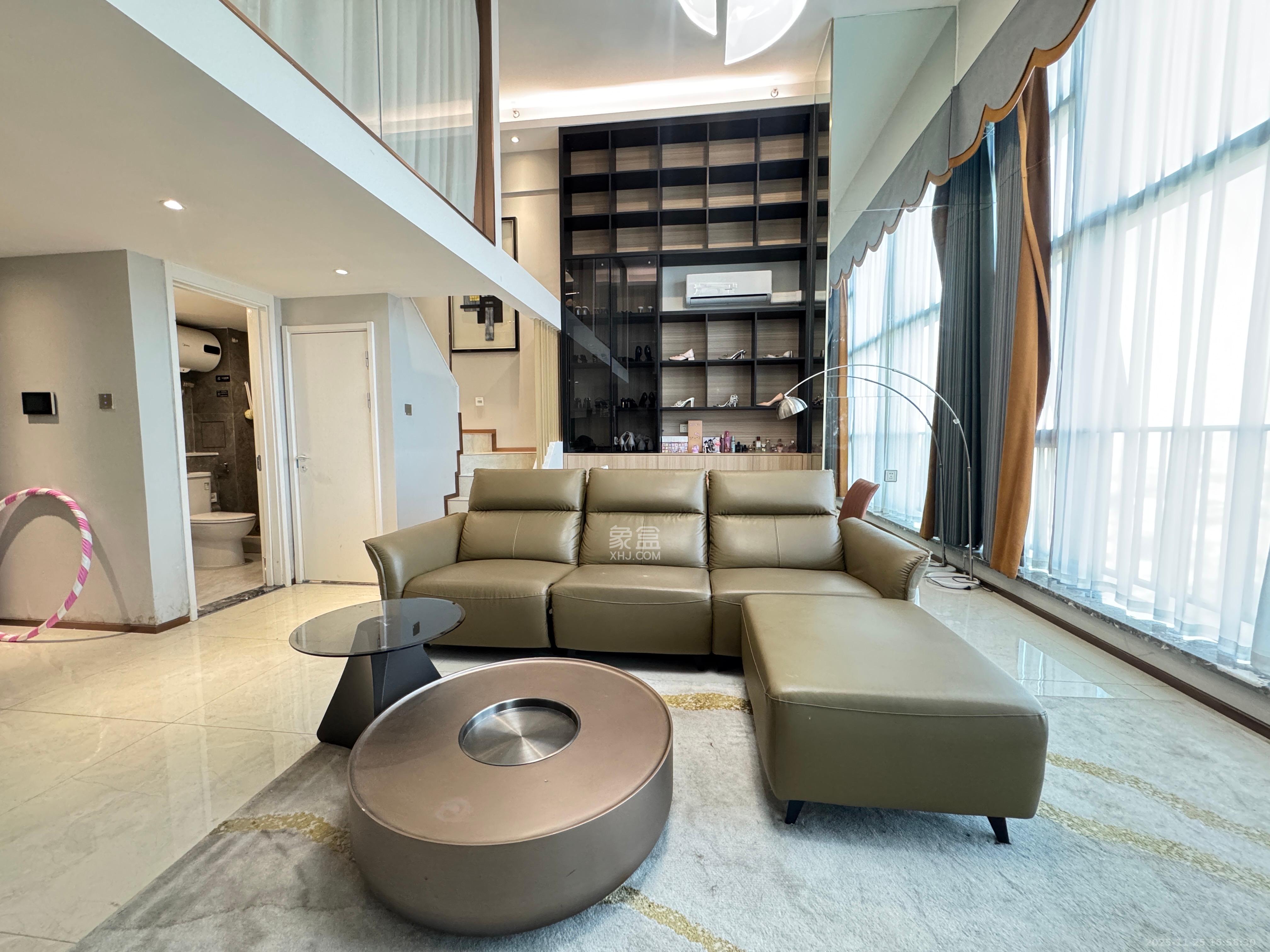 华远华时代 1室1厅2卫 4500.0元/月 华远华时代 1室1厅2卫 4500.0元/月室内图