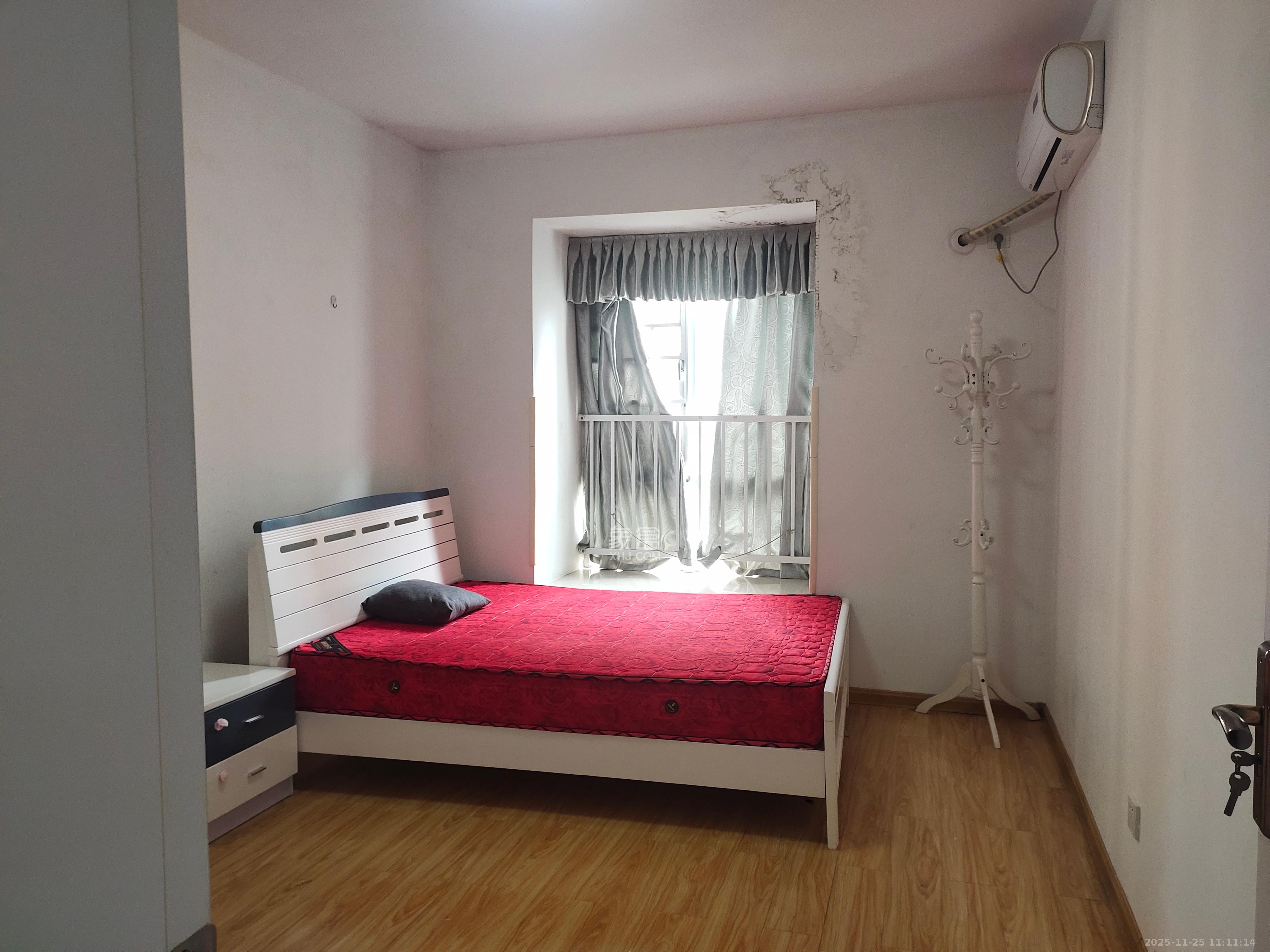 恒广国际景园一二区 2室2厅1卫 1900.0元/月 恒广国际景园一二区 2室2厅1卫 1900.0元/月室内图