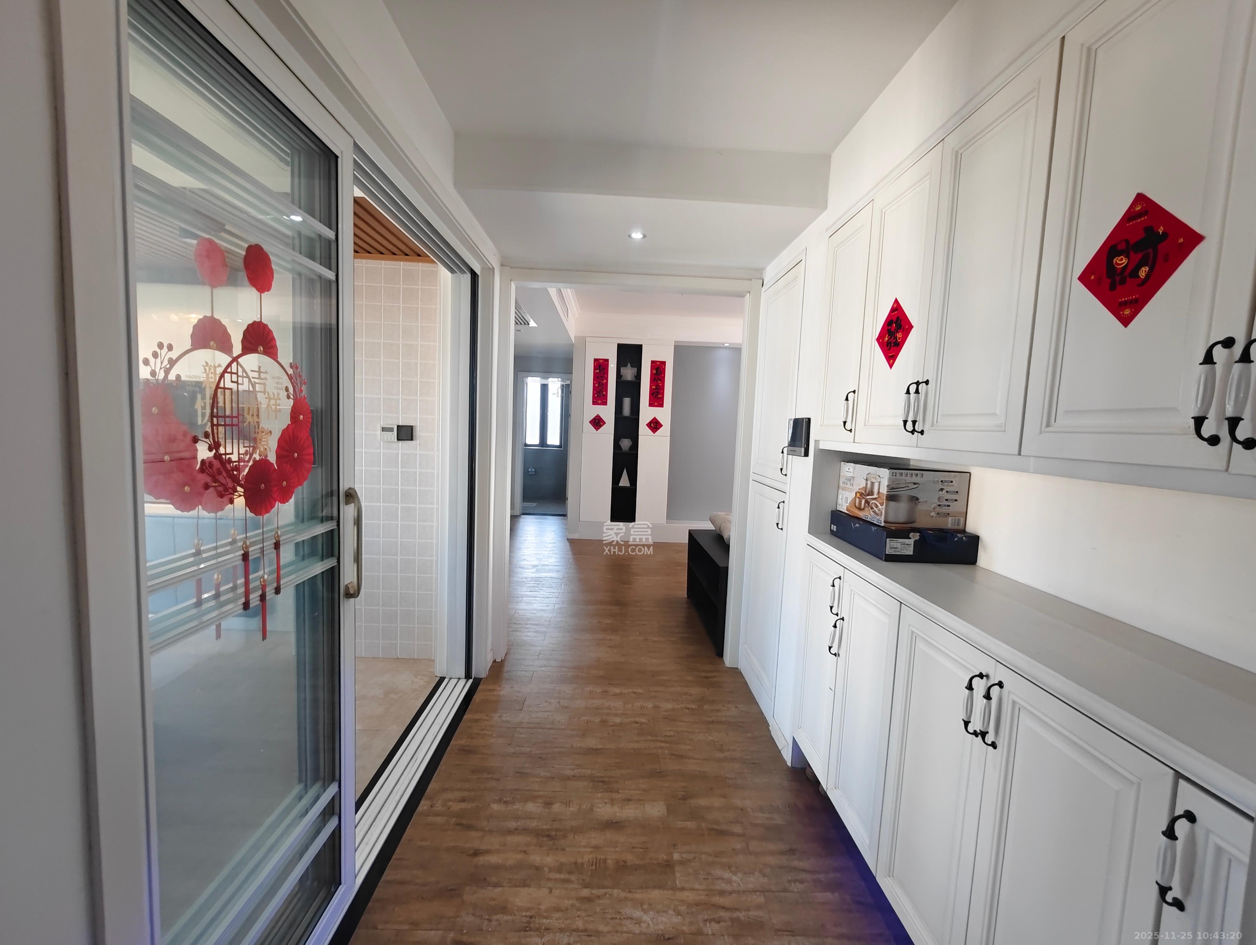 半山壹号 3室2厅2卫 3500.0元/月 半山壹号 3室2厅2卫 3500.0元/月室内图