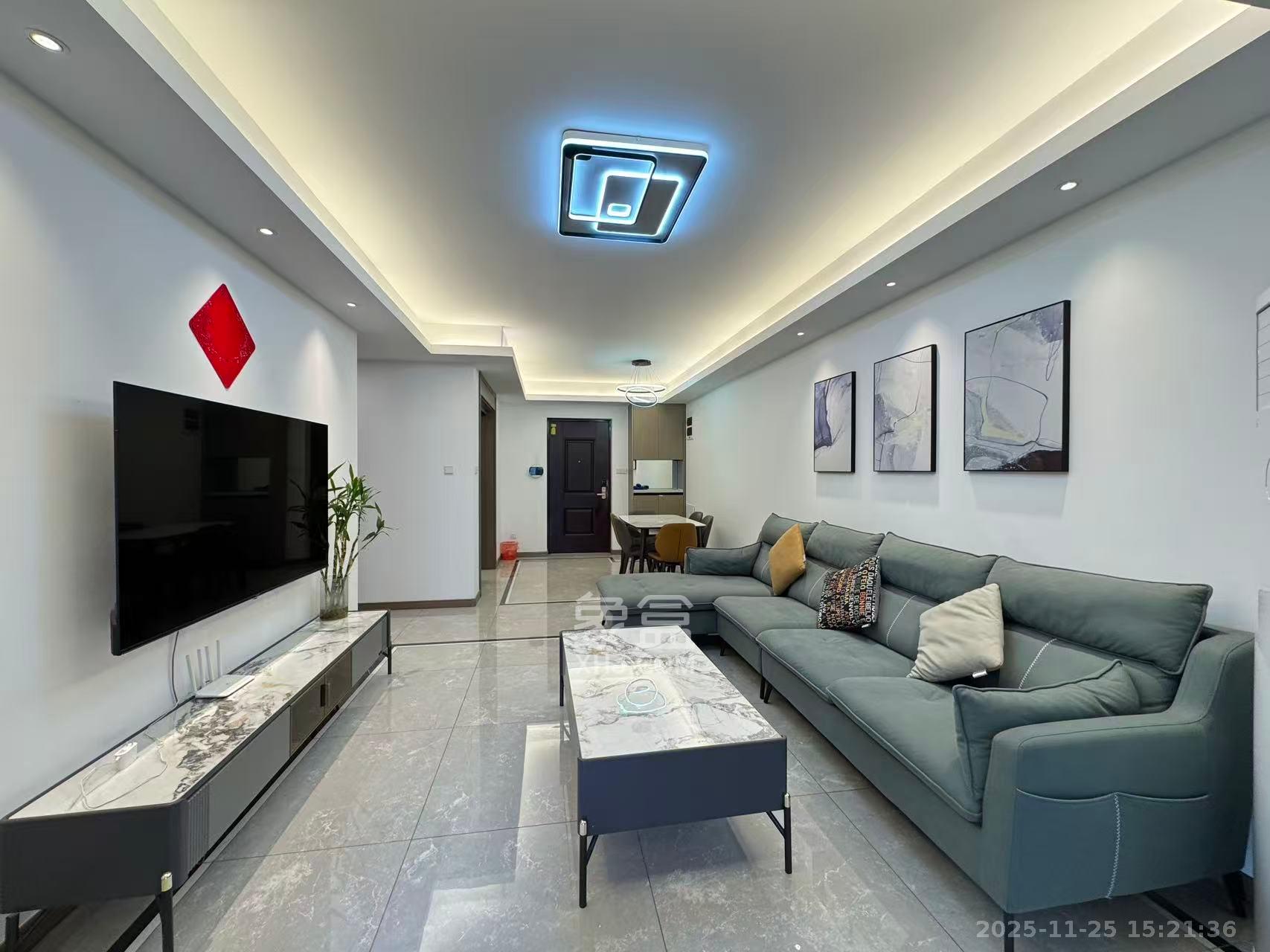 龙湖铂金中心（龙湖春江郦城）  3室2厅2卫    4500.0元/月