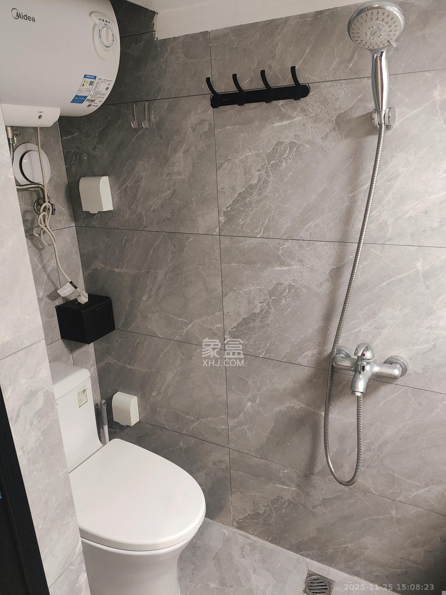 保利天禧EF区 1室1厅1卫 1980.0元/月 保利天禧EF区 1室1厅1卫 1980.0元/月室内图