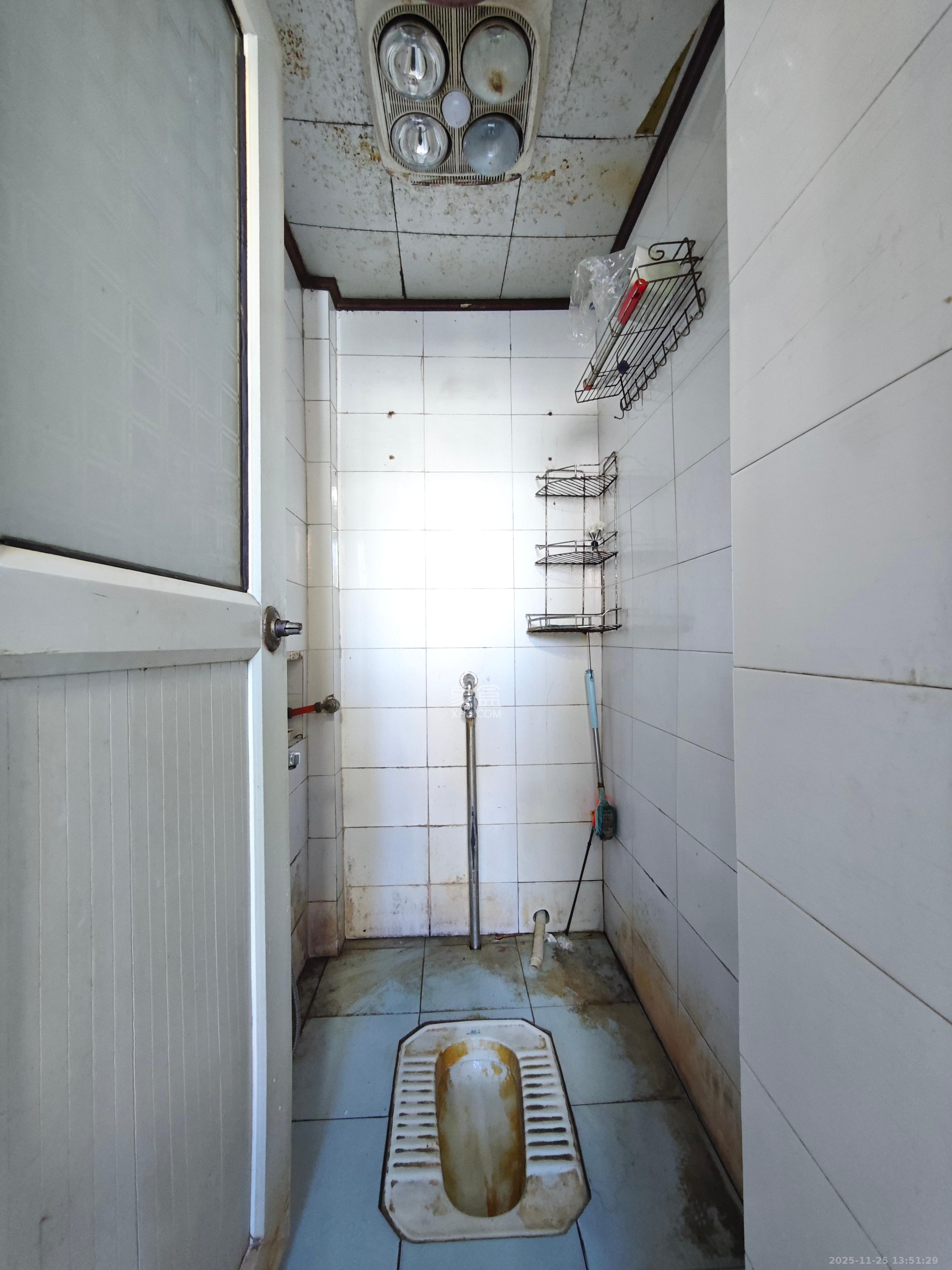 长沙师范附幼附小教师宿舍（崇圣里24号）  3室1厅1卫    2200.0元/月室内图