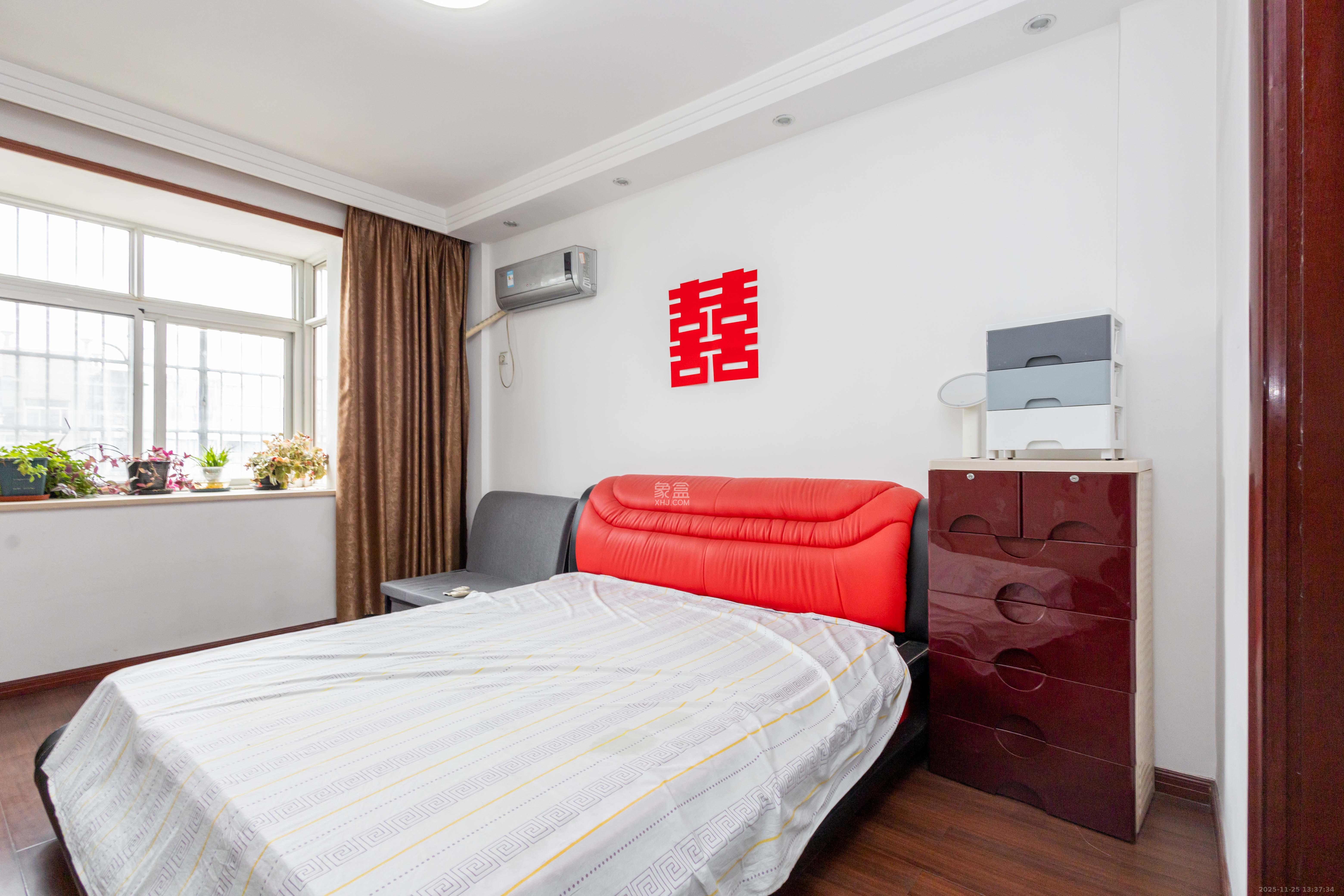 星城国际 3室2厅2卫 63.0万 星城国际 3室2厅2卫 63.0万卧室