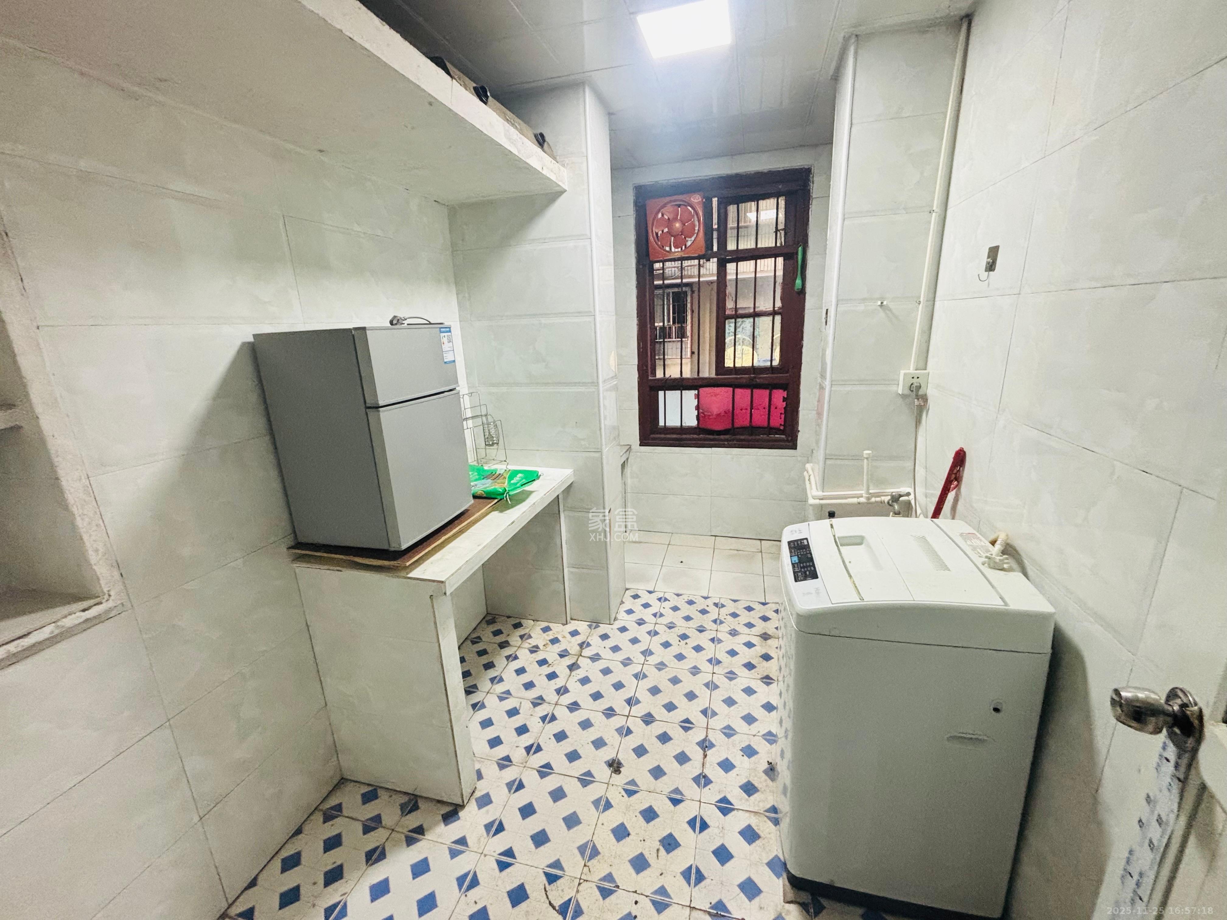 熙台岭巷散盘 2室1厅1卫 1300.0元/月 熙台岭巷散盘 2室1厅1卫 1300.0元/月室内图