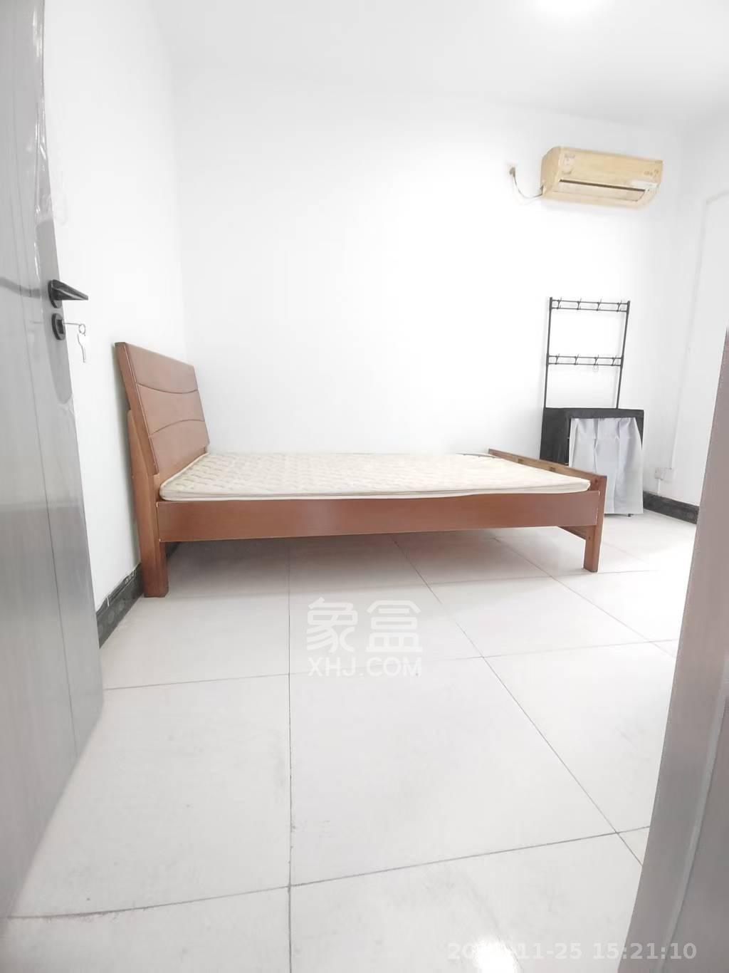 紫荆园社区新铁路宿舍(长铁下大垅) 2室2厅1卫 1600.0元/月 紫荆园社区新铁路宿舍(长铁下大垅) 2室2厅1卫 1600.0元/月室内图