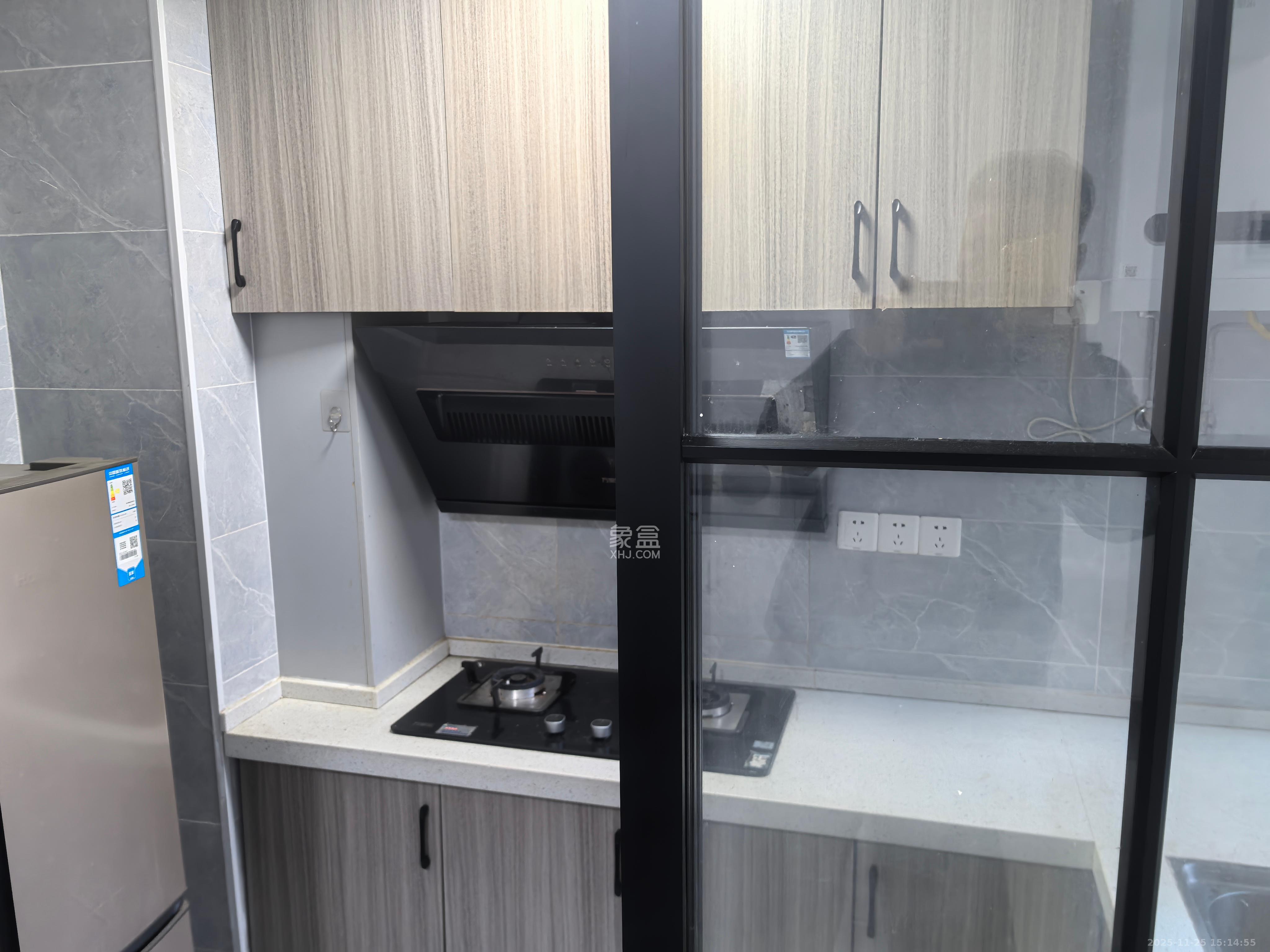 新城新世界四期柏樾 1室1厅1卫 1800.0元/月 新城新世界四期柏樾 1室1厅1卫 1800.0元/月室内图