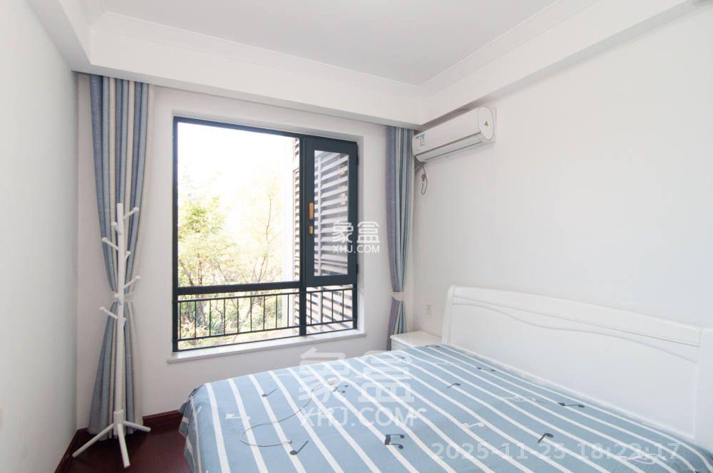 中海梅溪湖壹号  3室2厅2卫    3800.0元/月室内图