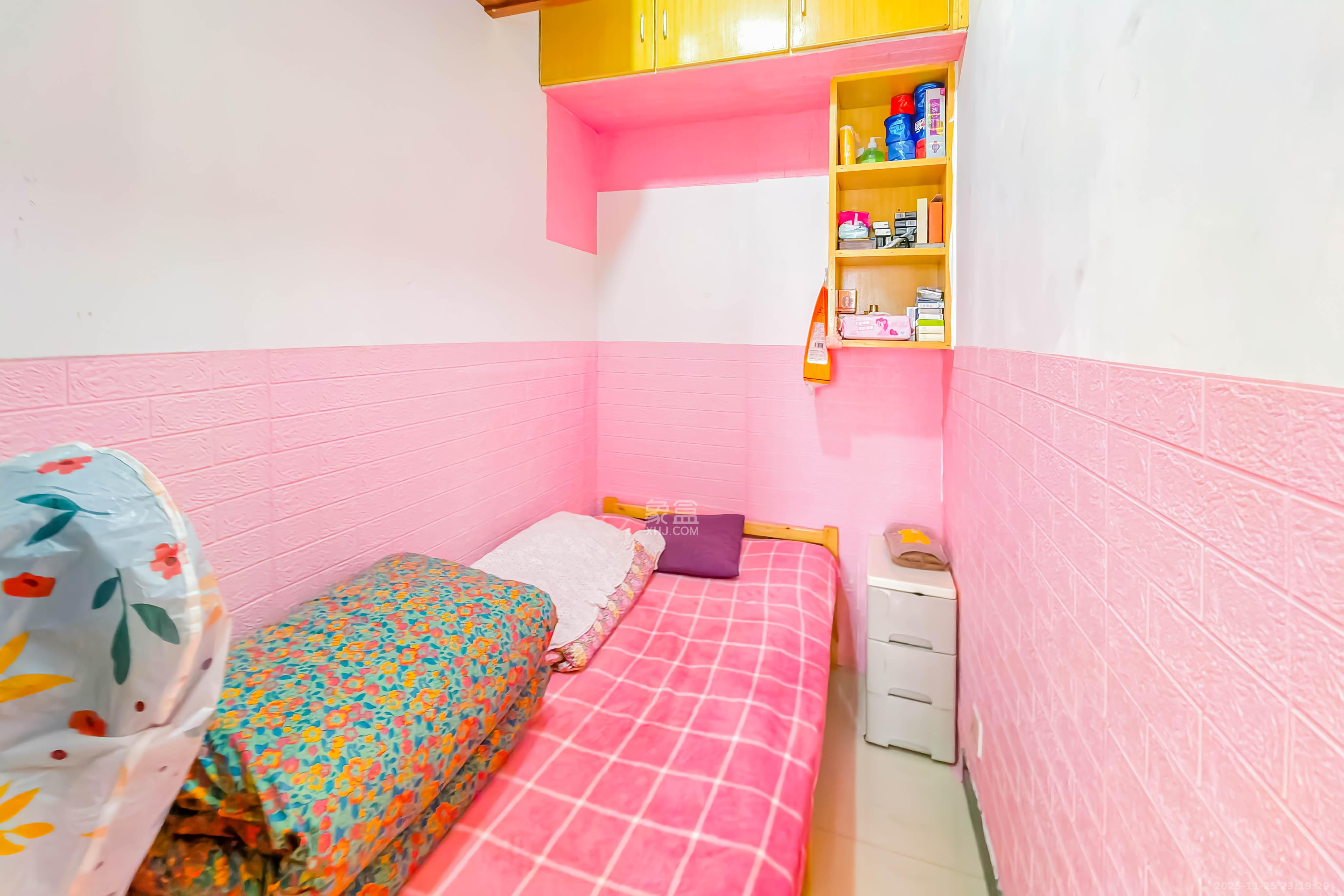 城市山水豪园（山水城市风景）  2室1厅1卫    51.0万其他