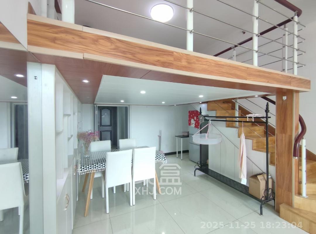 荣悦台  1室1厅1卫    1800.0元/月室内图