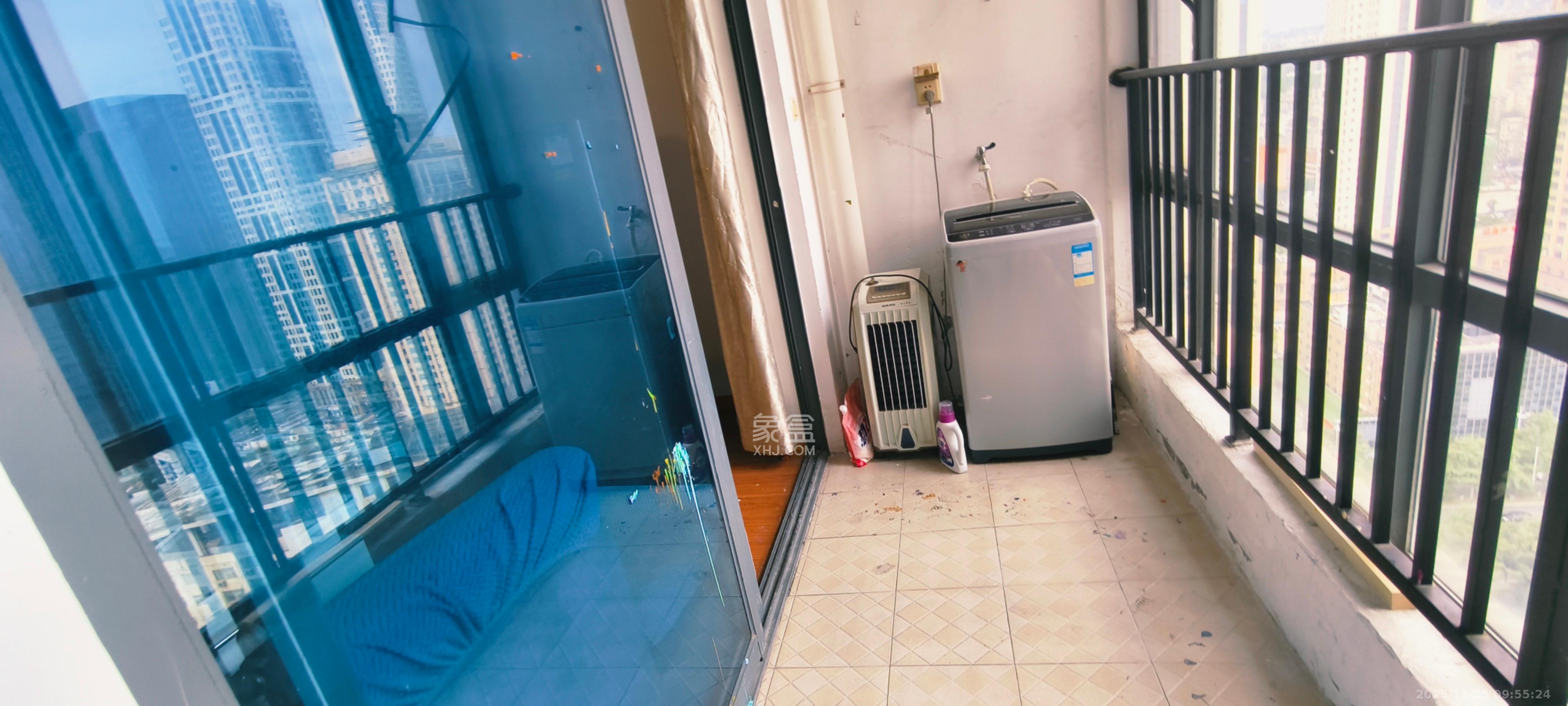 名富公寓 2室2厅1卫 2500.0元/月 名富公寓 2室2厅1卫 2500.0元/月室内图