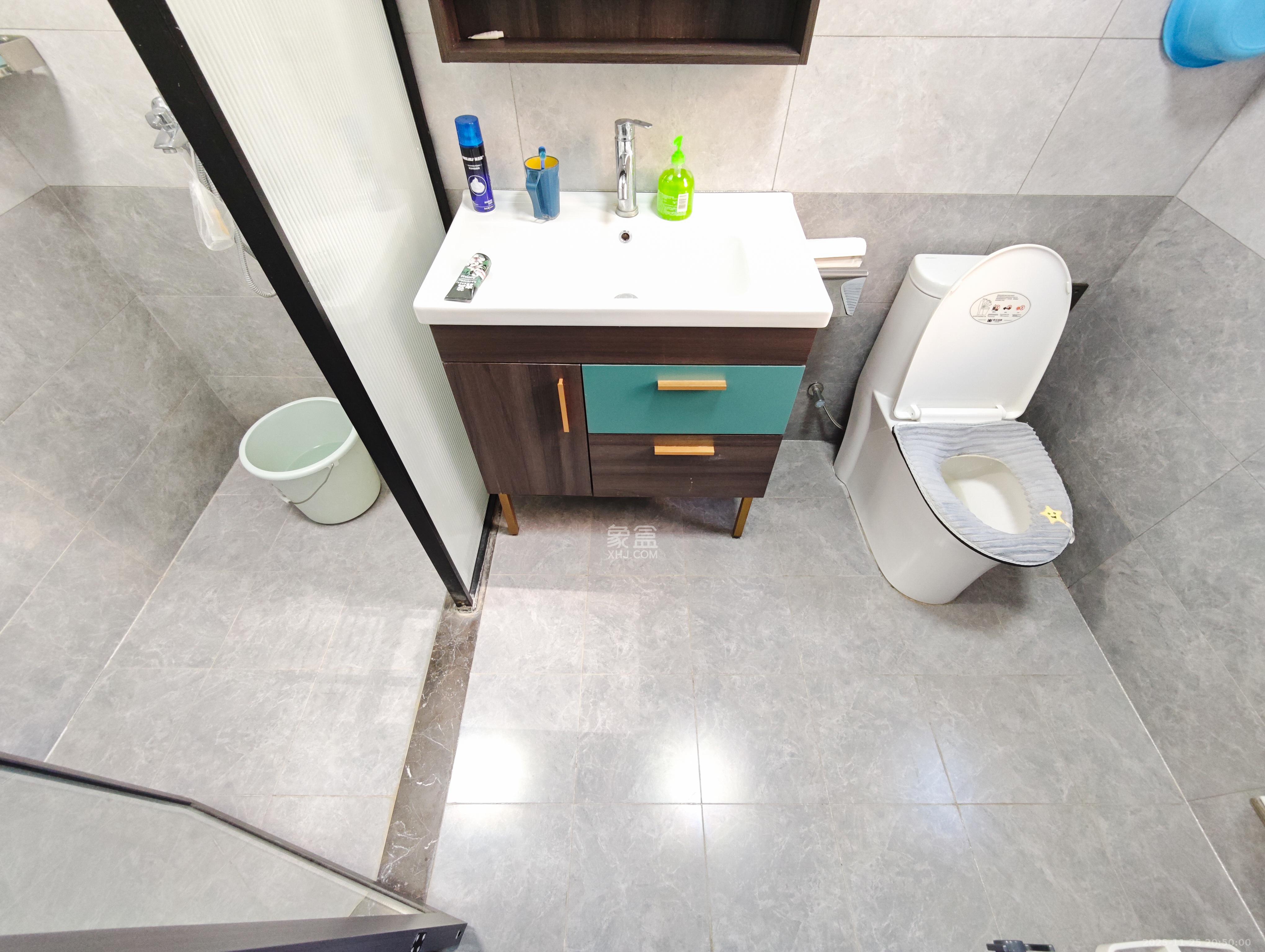 保利城（中航城国际社区、郡原美村）  4室2厅2卫    155.0万卫生间