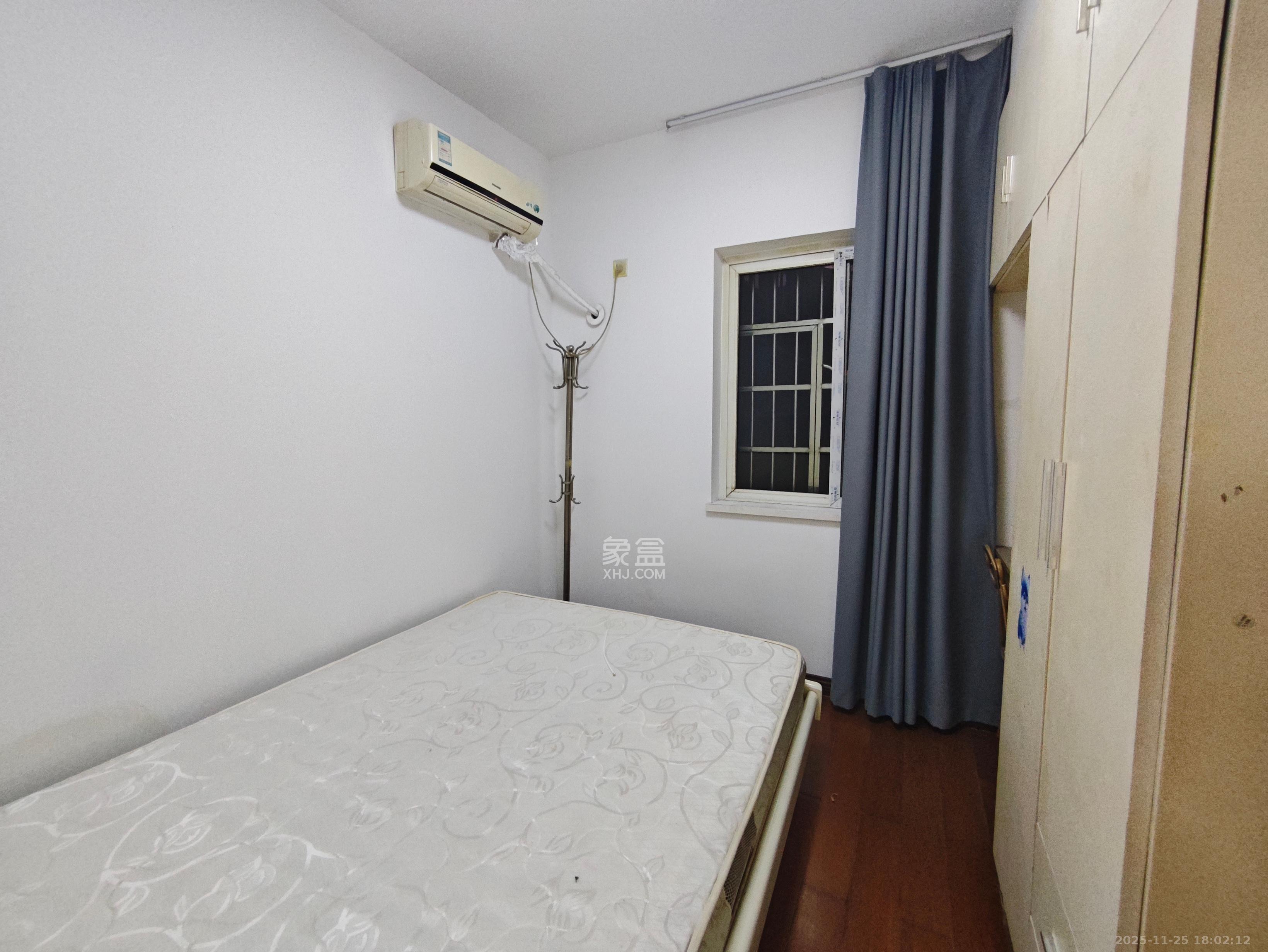 紫薇鑫园  3室2厅2卫    2300.0元/月室内图