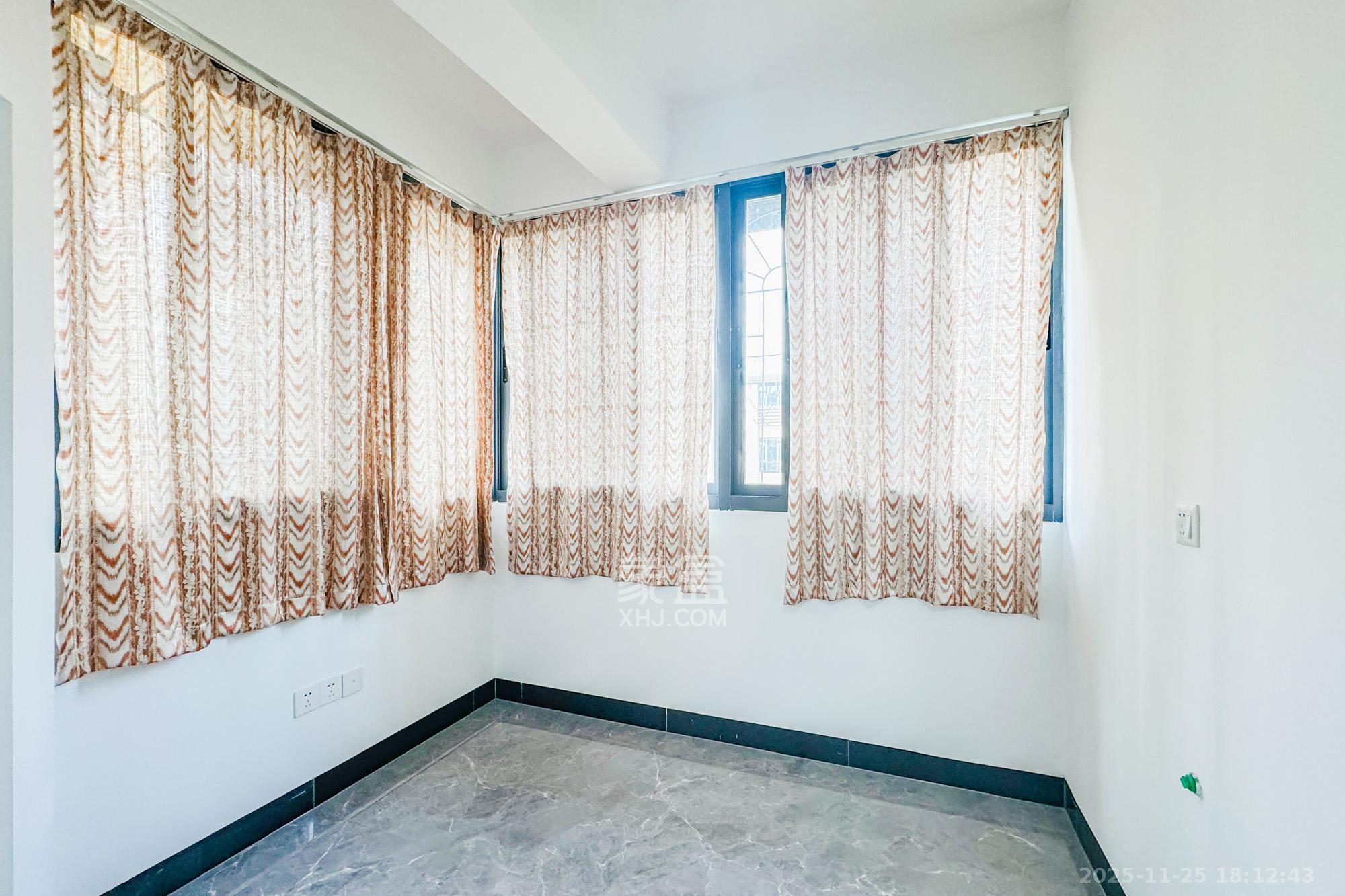 金星小区 1室0厅0卫 105.0万 金星小区 1室0厅0卫 105.0万卧室