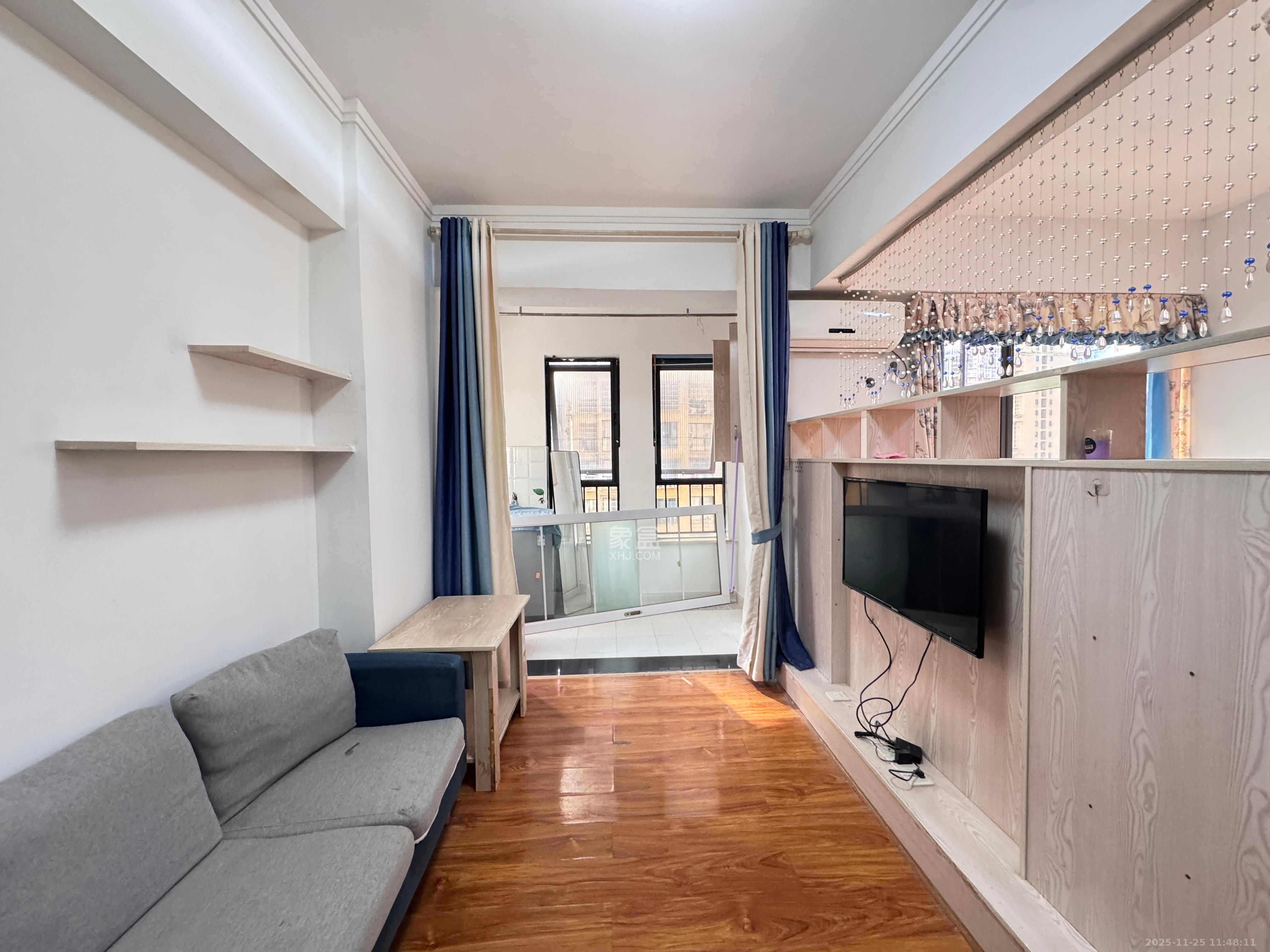 奥林匹克花园贡院三期  1室1厅1卫    1450.0元/月室内图1