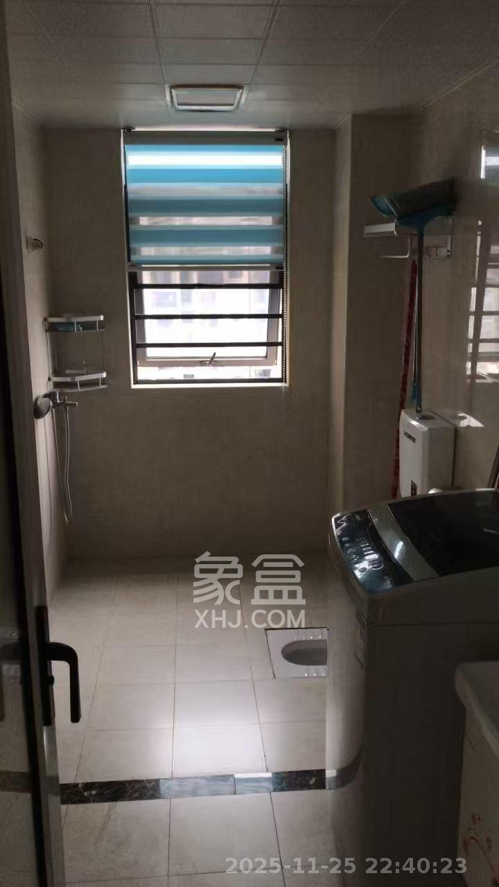 中南红领邦(红星嘉和苑) 3室2厅1卫 2700.0元/月 中南红领邦(红星嘉和苑) 3室2厅1卫 2700.0元/月室内图