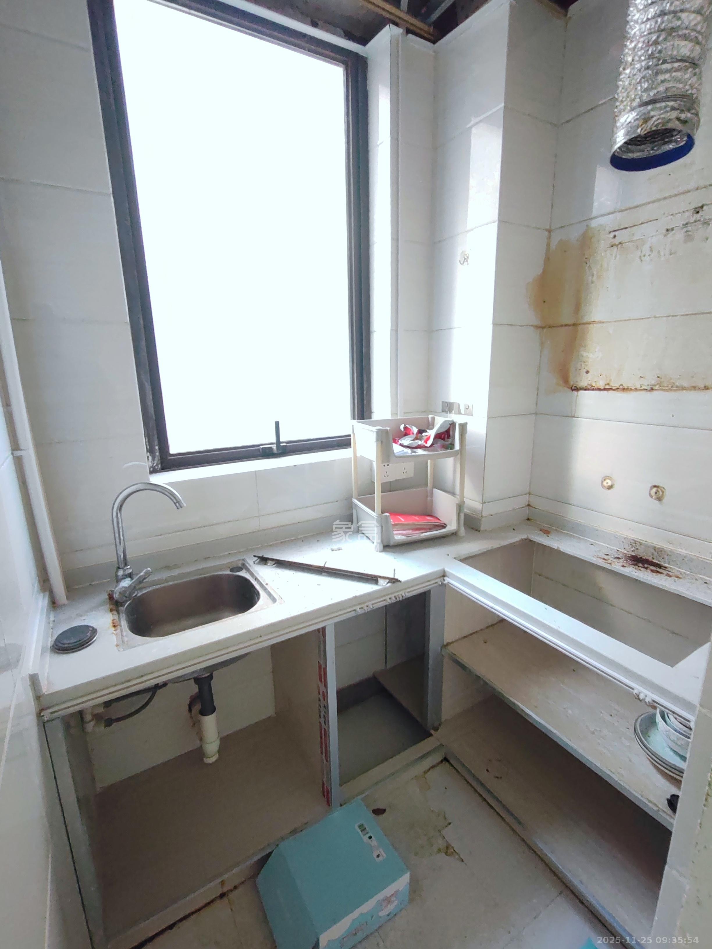 和泓梅溪四季   148.0㎡      9000.0元/月室内图