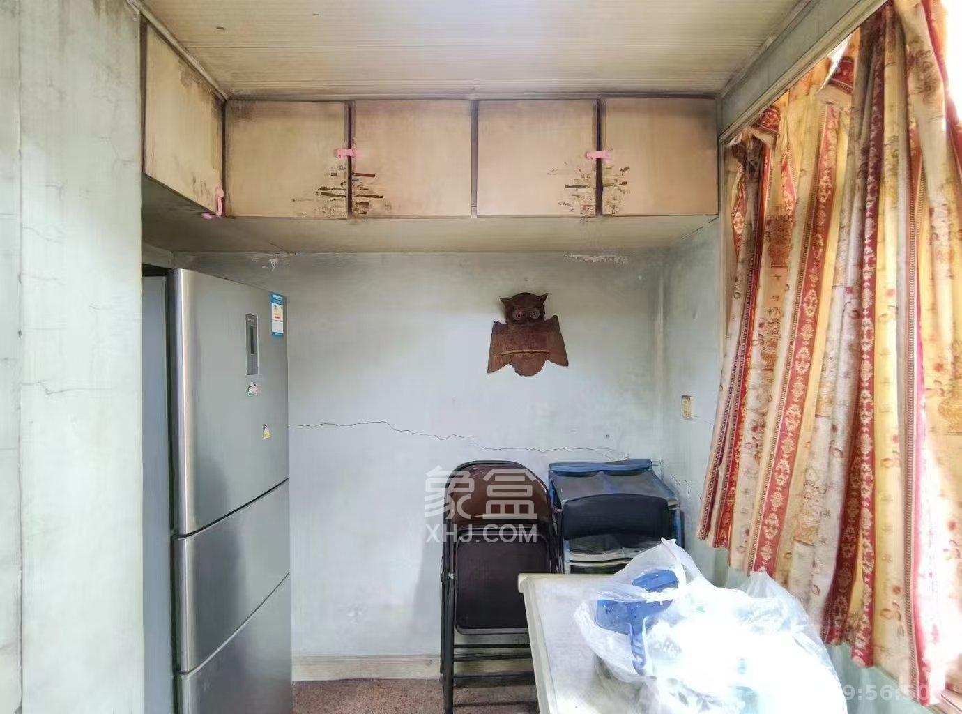 王公塘社区  2室1厅1卫    1300.0元/月室内图