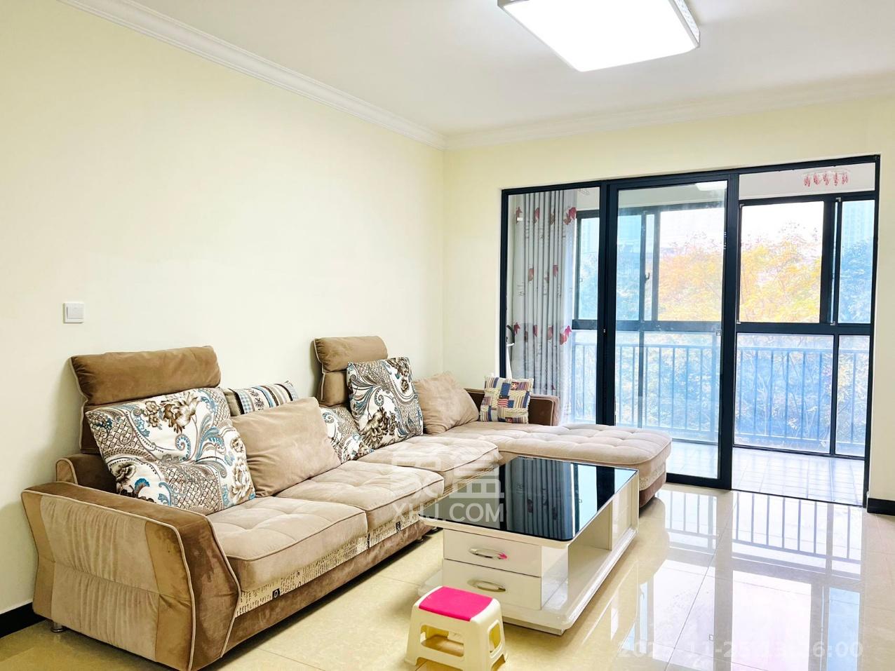 中南红领邦(红星嘉和苑) 2室1厅1卫 2000.0元/月 中南红领邦(红星嘉和苑) 2室1厅1卫 2000.0元/月室内图