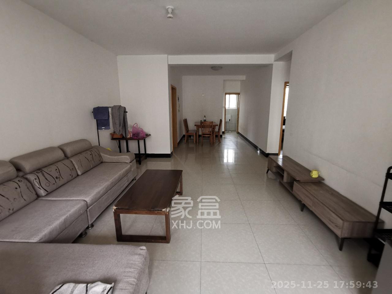 鄱阳小区  2室2厅1卫    1300.0元/月