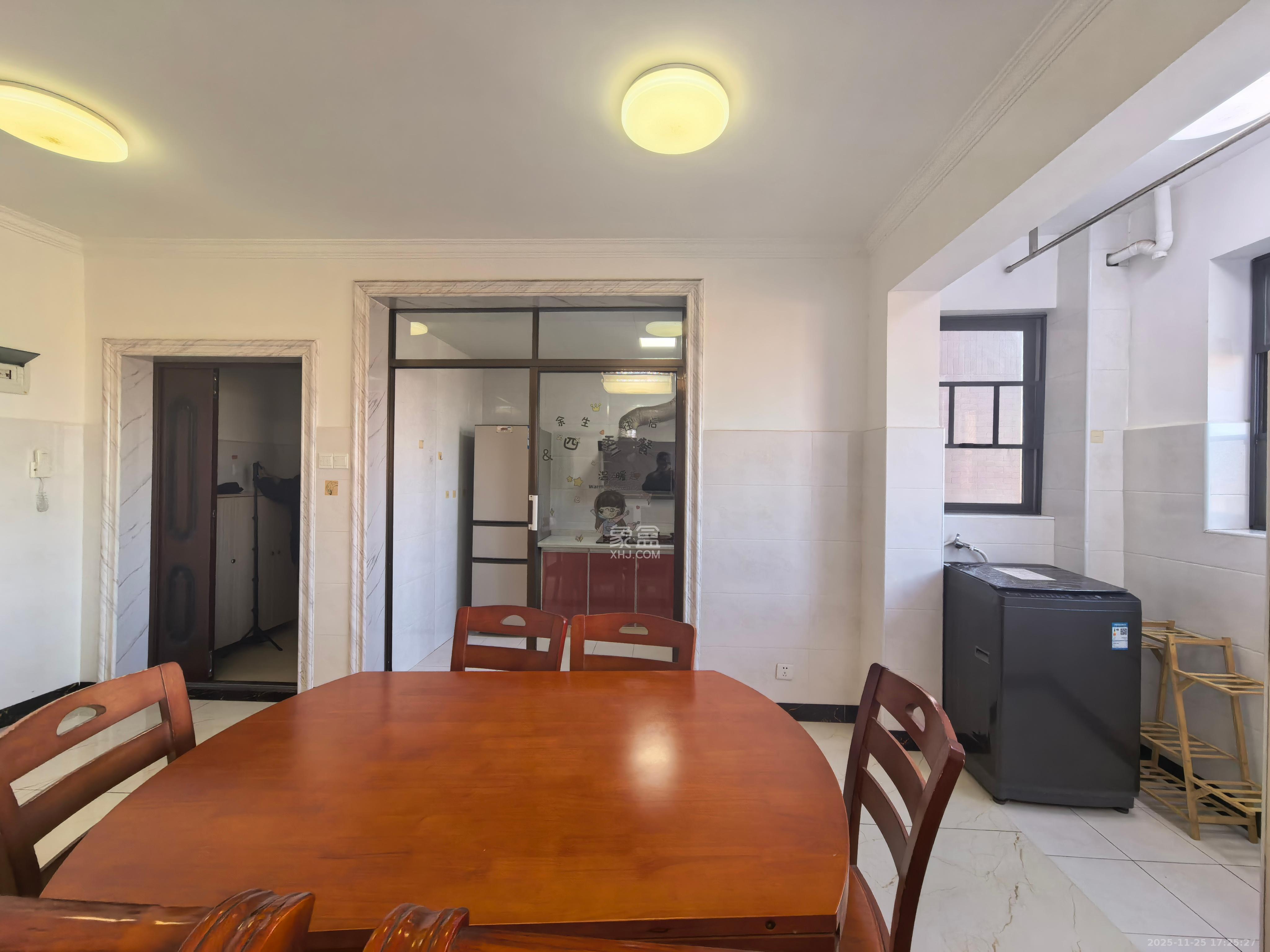 东岸梅园小区 2室2厅1卫 1800.0元/月 东岸梅园小区 2室2厅1卫 1800.0元/月室内图