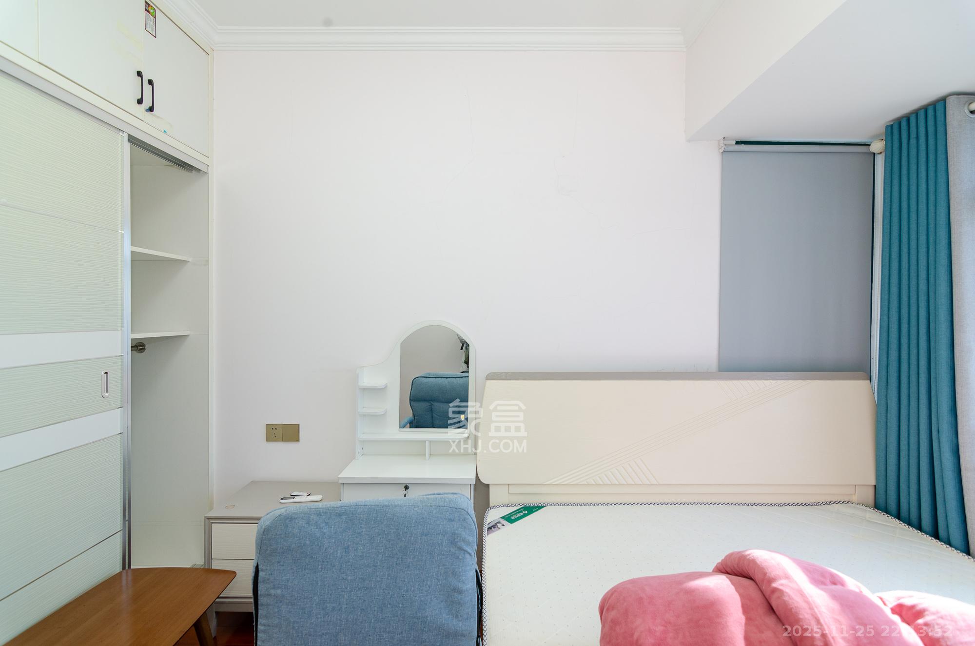 才子城  3室2厅2卫    59.8万卧室