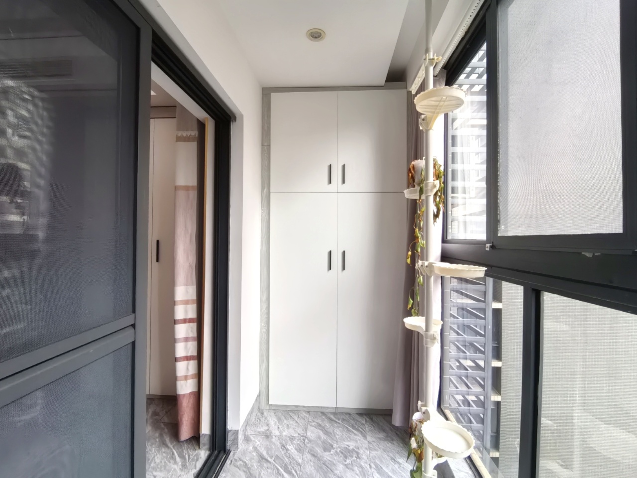 宇建国贸城 2室2厅1卫 3400.0元/月 宇建国贸城 2室2厅1卫 3400.0元/月室内图