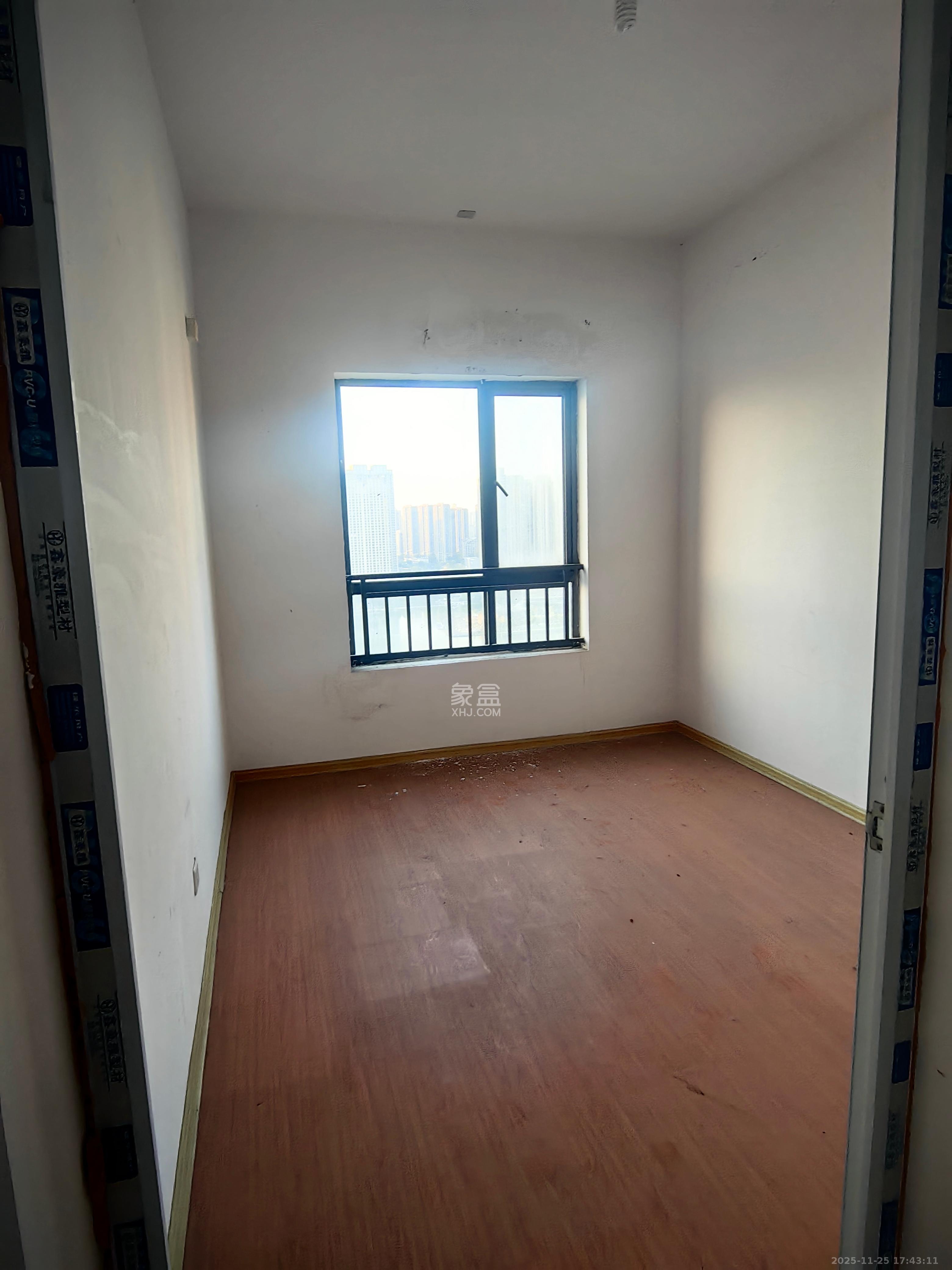 中海梅溪湖壹号  3室2厅2卫    3000.0元/月室内图