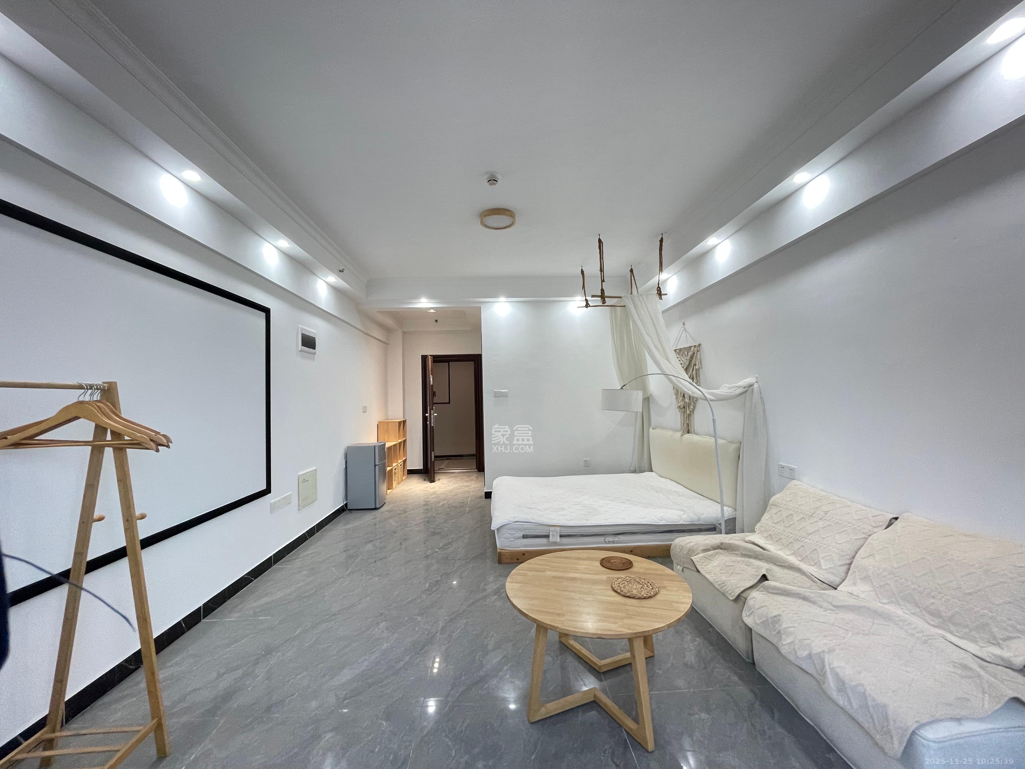 复地星光天地 1室1厅1卫 1500.0元/月 复地星光天地 1室1厅1卫 1500.0元/月室内图