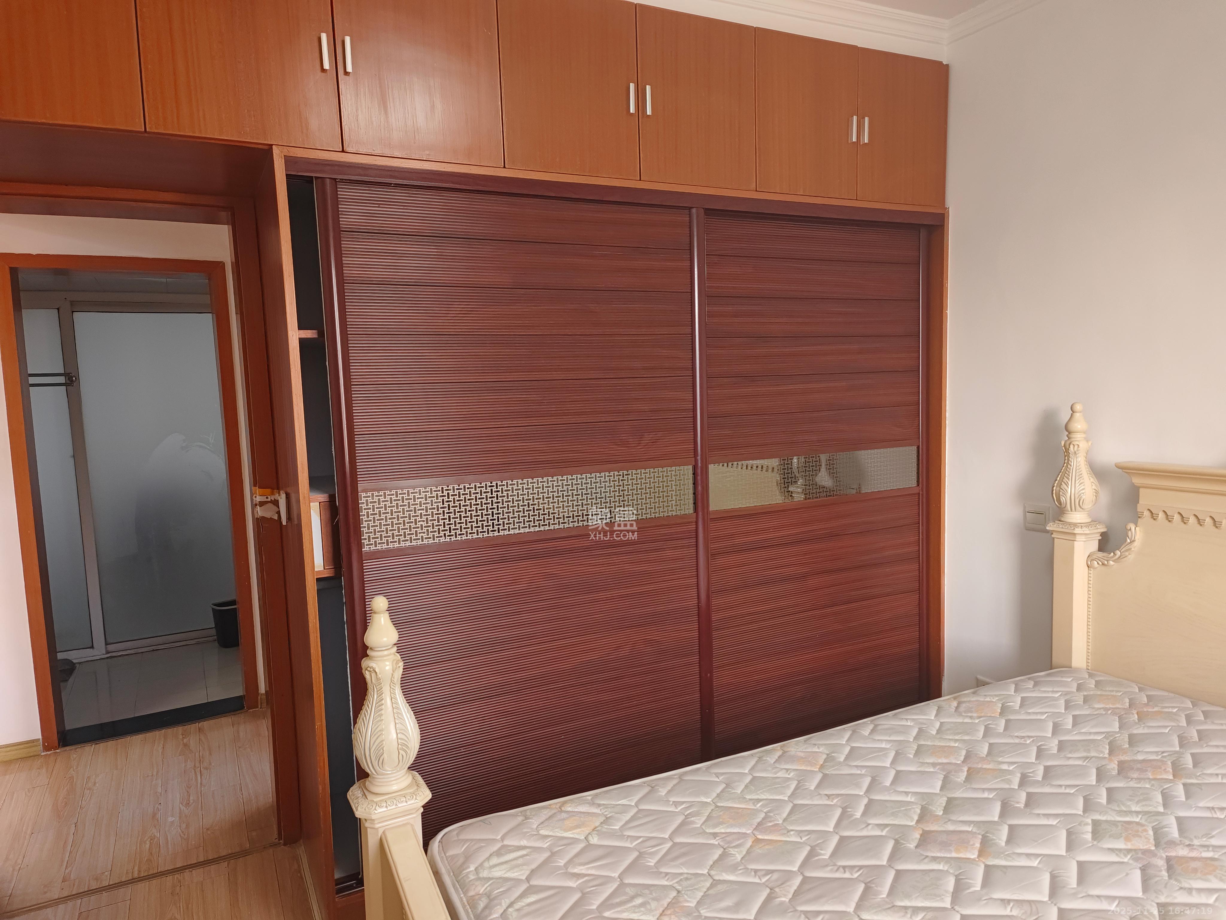 新诚小区 2室2厅1卫 1500.0元/月 新诚小区 2室2厅1卫 1500.0元/月室内图