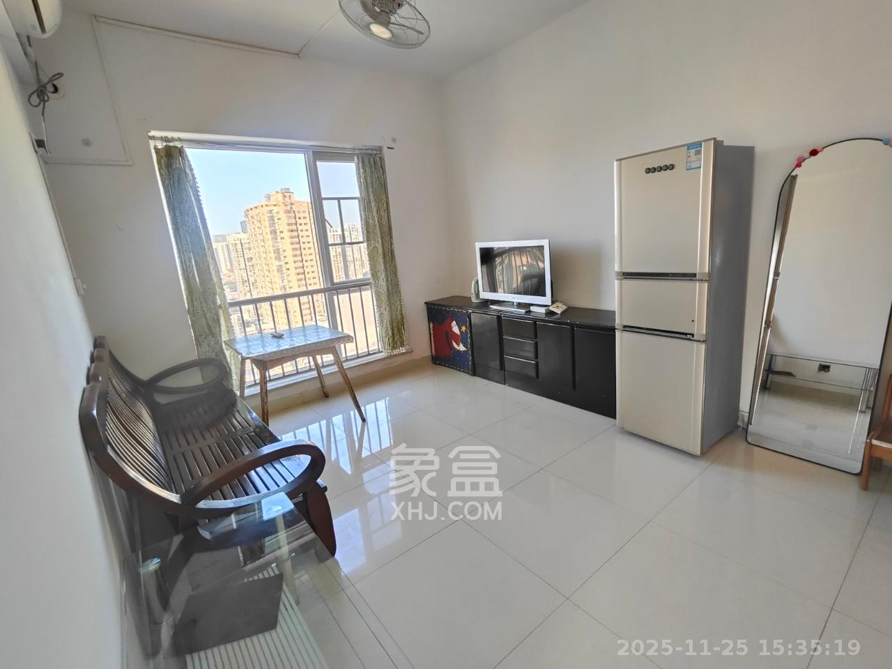 香麓丽舍  1室1厅1卫    1700.0元/月