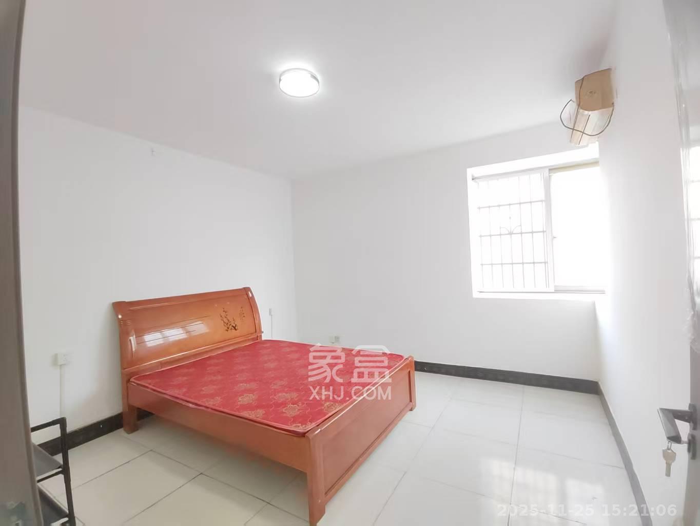 紫荆园社区新铁路宿舍(长铁下大垅) 2室2厅1卫 1600.0元/月 紫荆园社区新铁路宿舍(长铁下大垅) 2室2厅1卫 1600.0元/月室内图