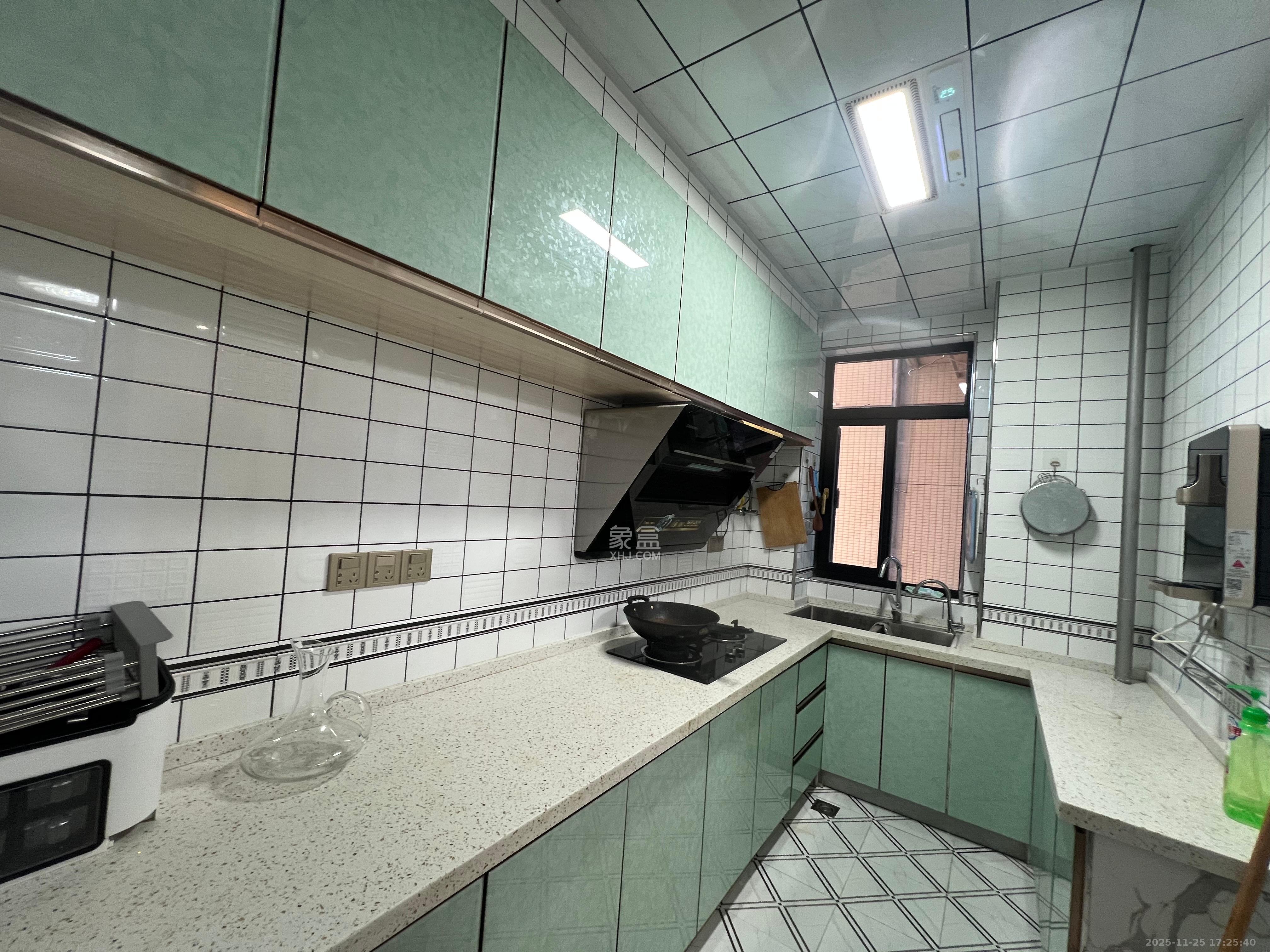 天元广场  3室2厅1卫    2200.0元/月室内图