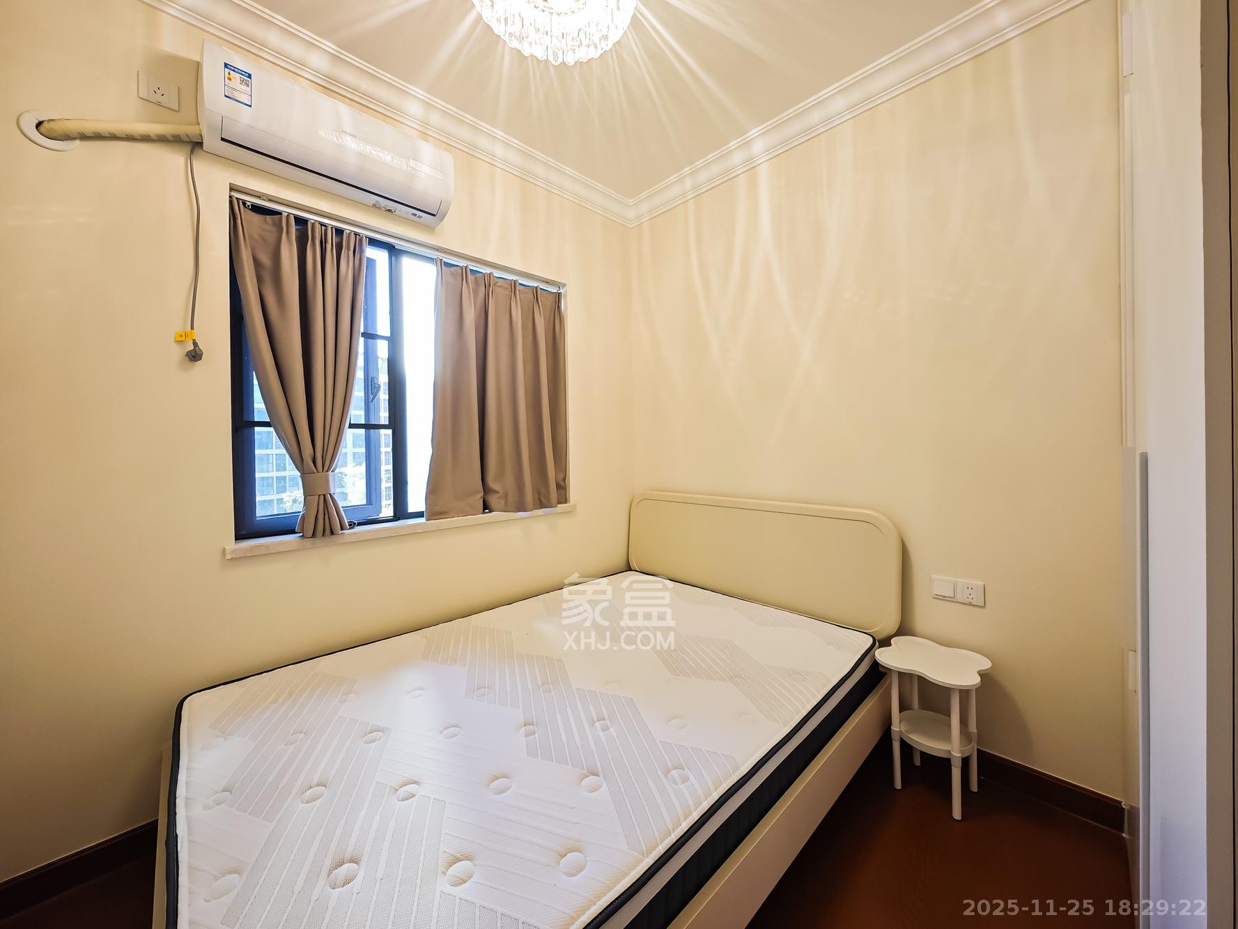 恒大御景天下城二期  3室2厅1卫    75.0万卧室