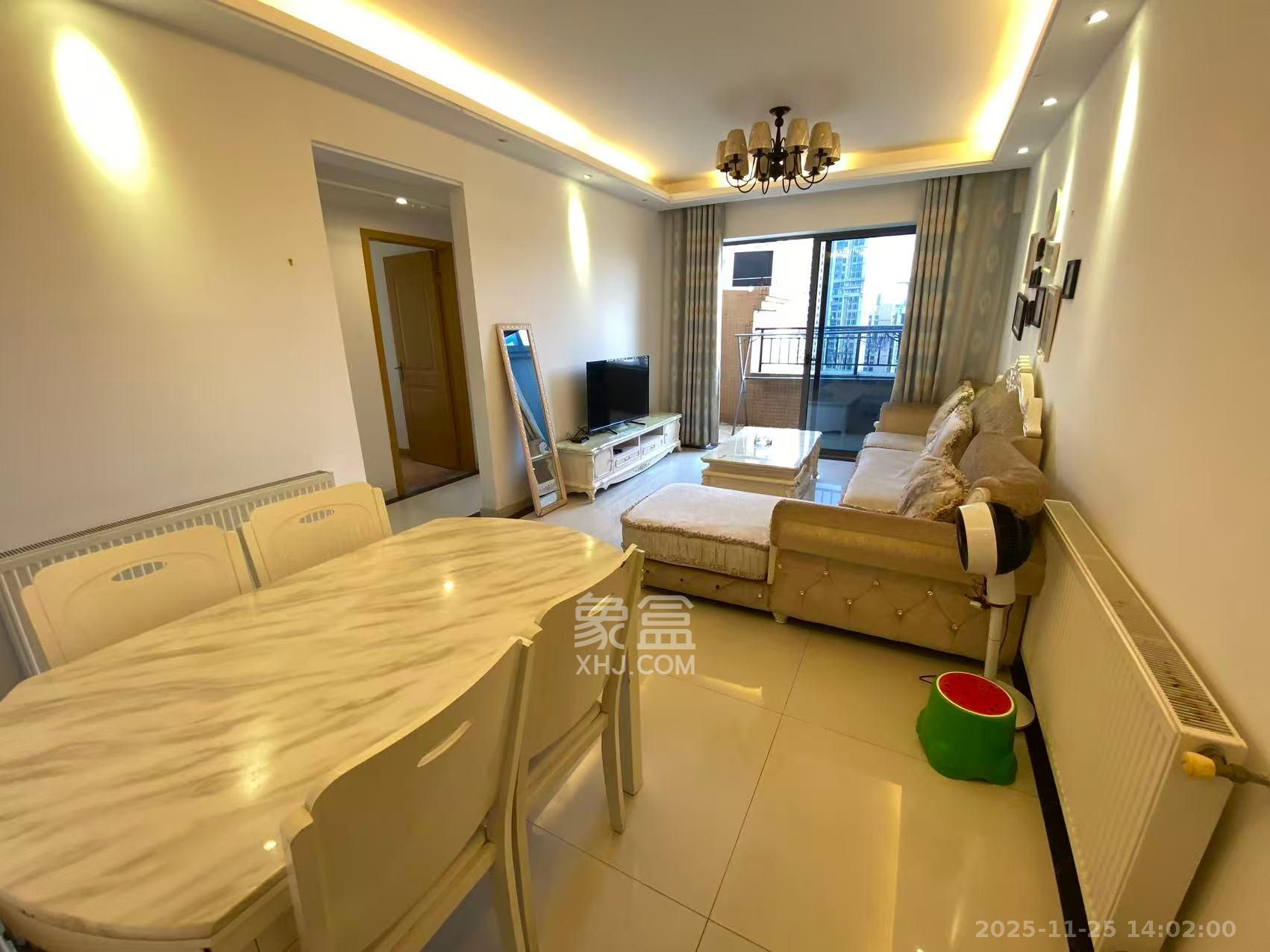 珠江郦城探香里  2室2厅1卫    2100.0元/月室内图