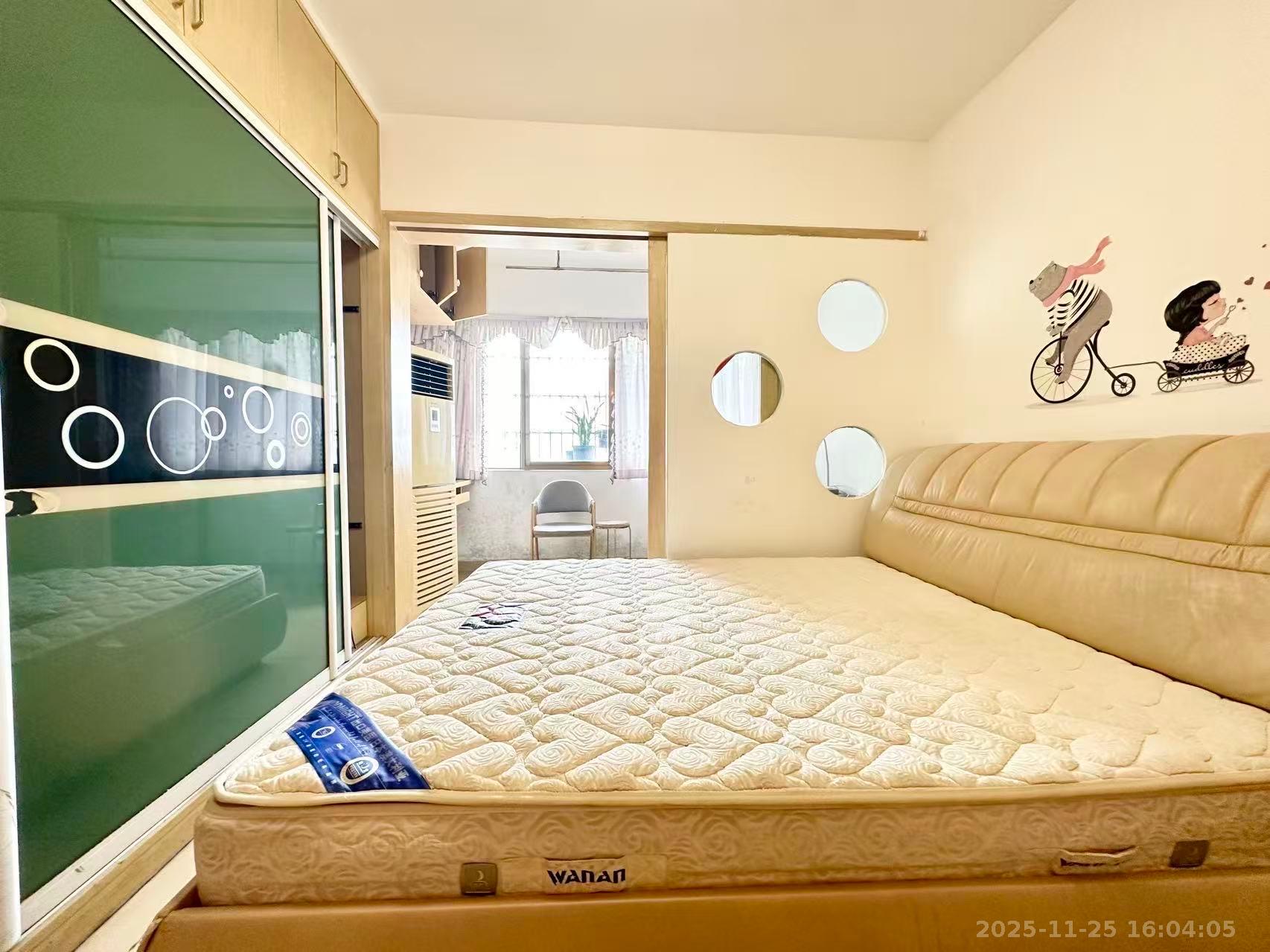 华府壹航线  1室1厅1卫    1400.0元/月室内图