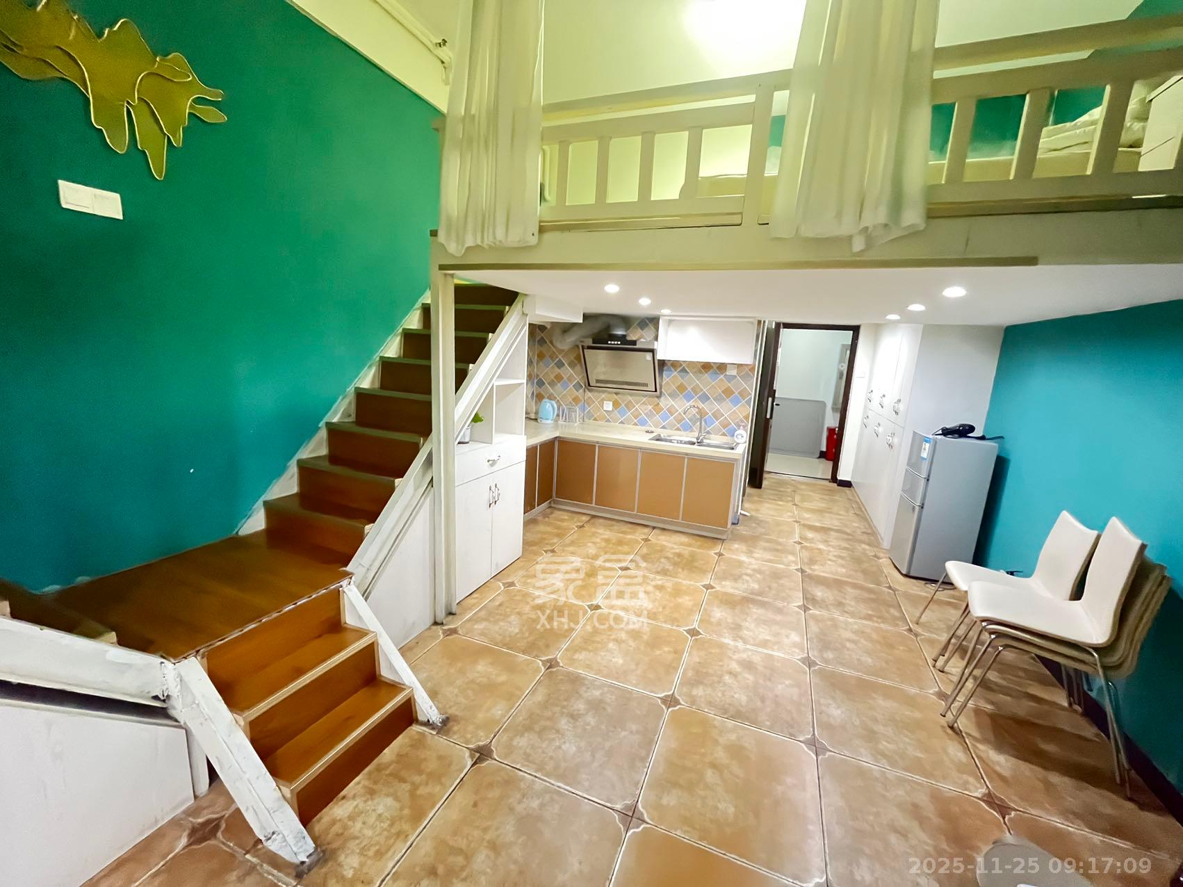 荣悦台 2室1厅1卫 1700.0元/月 荣悦台 2室1厅1卫 1700.0元/月室内图