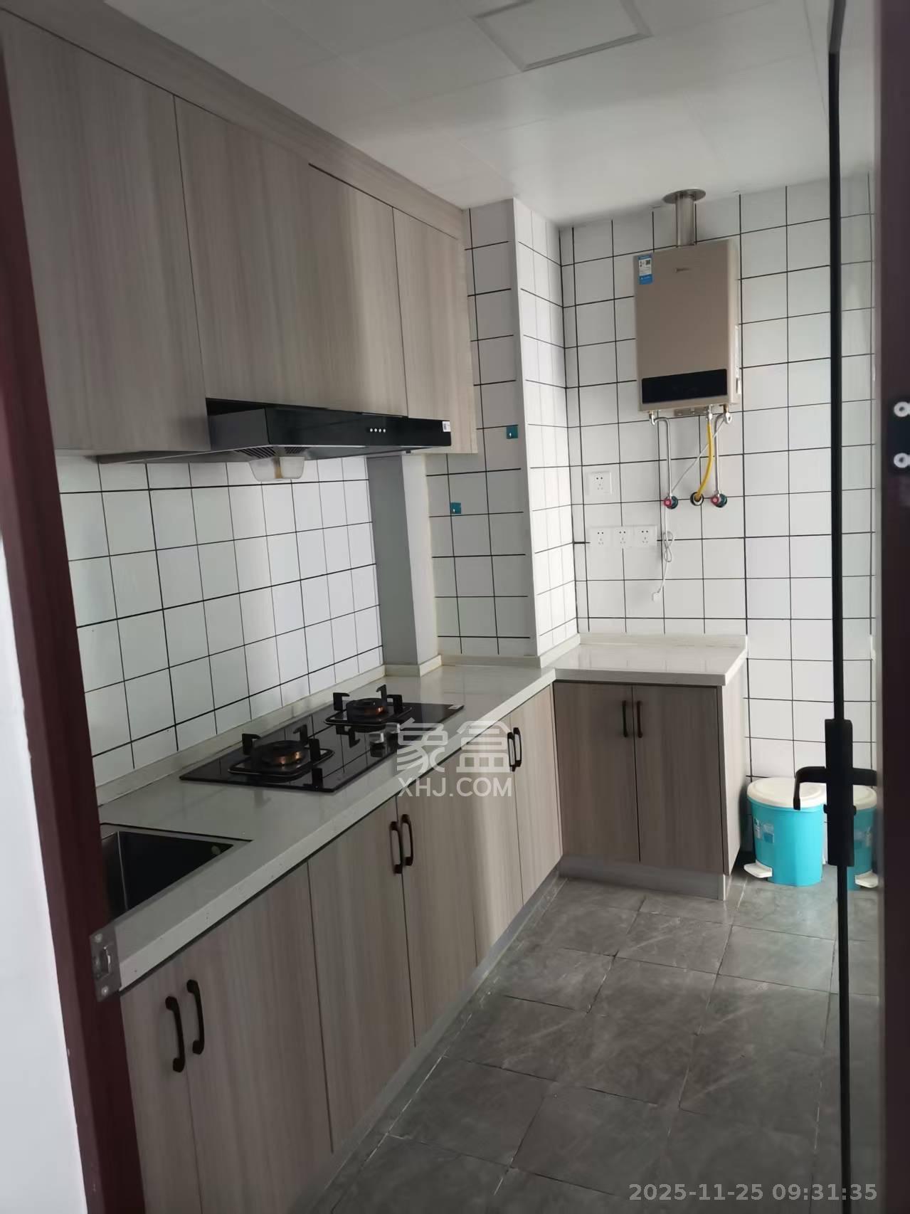 潇湘名城(新里程潇湘名城)  2室2厅1卫    2400.0元/月室内图