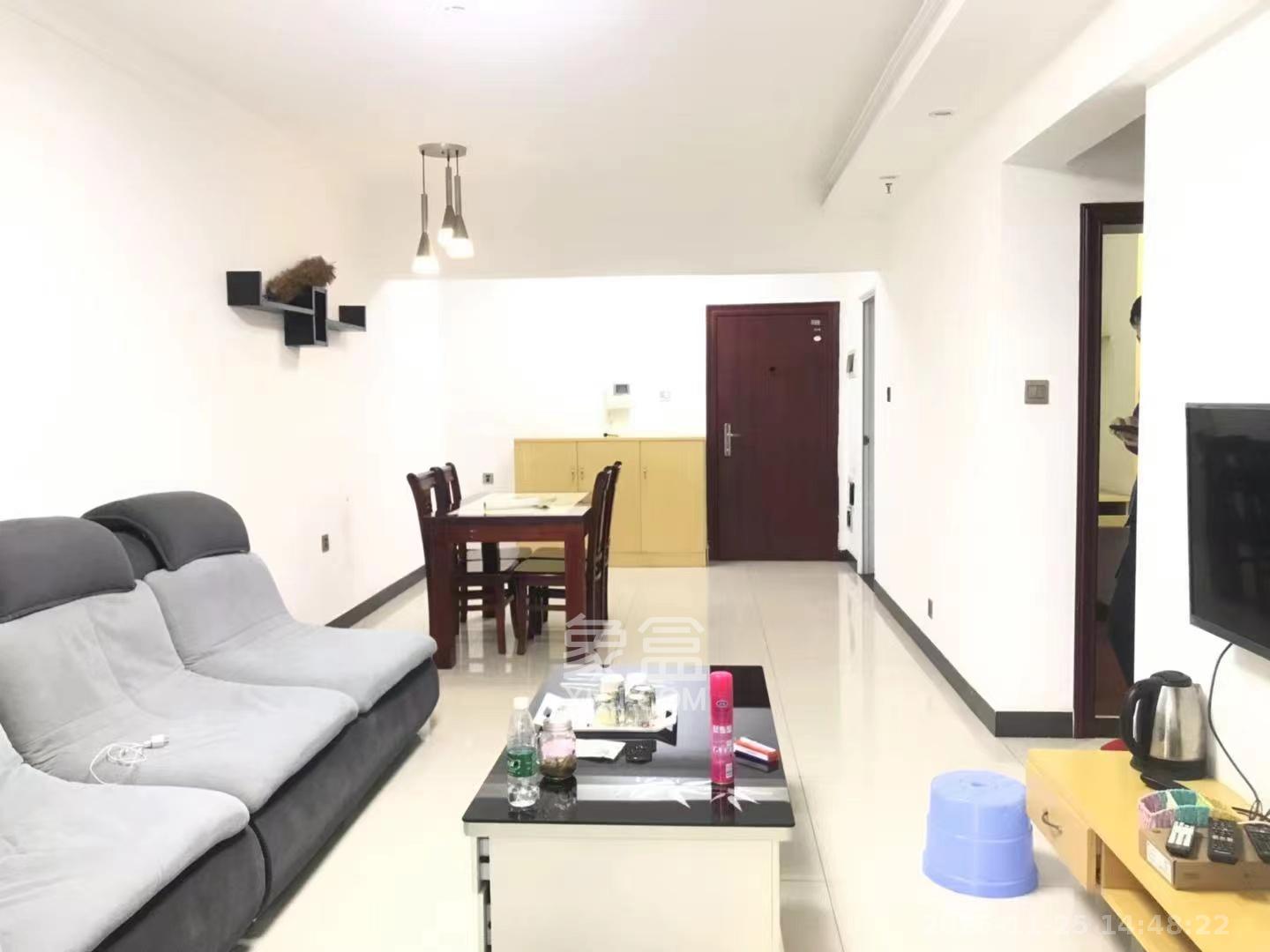 新长海广场  2室2厅1卫    1800.0元/月