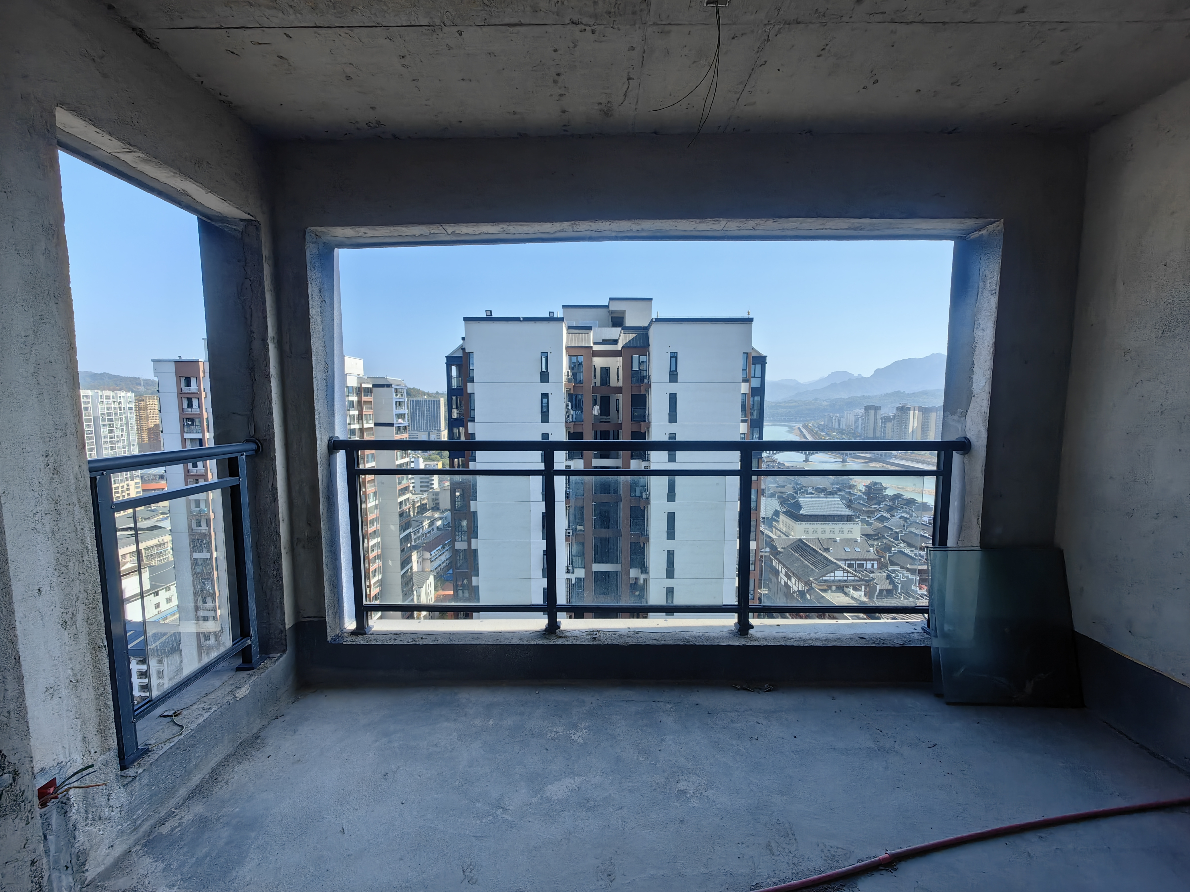 南门口安置小区二期  2室2厅1卫    65.0万