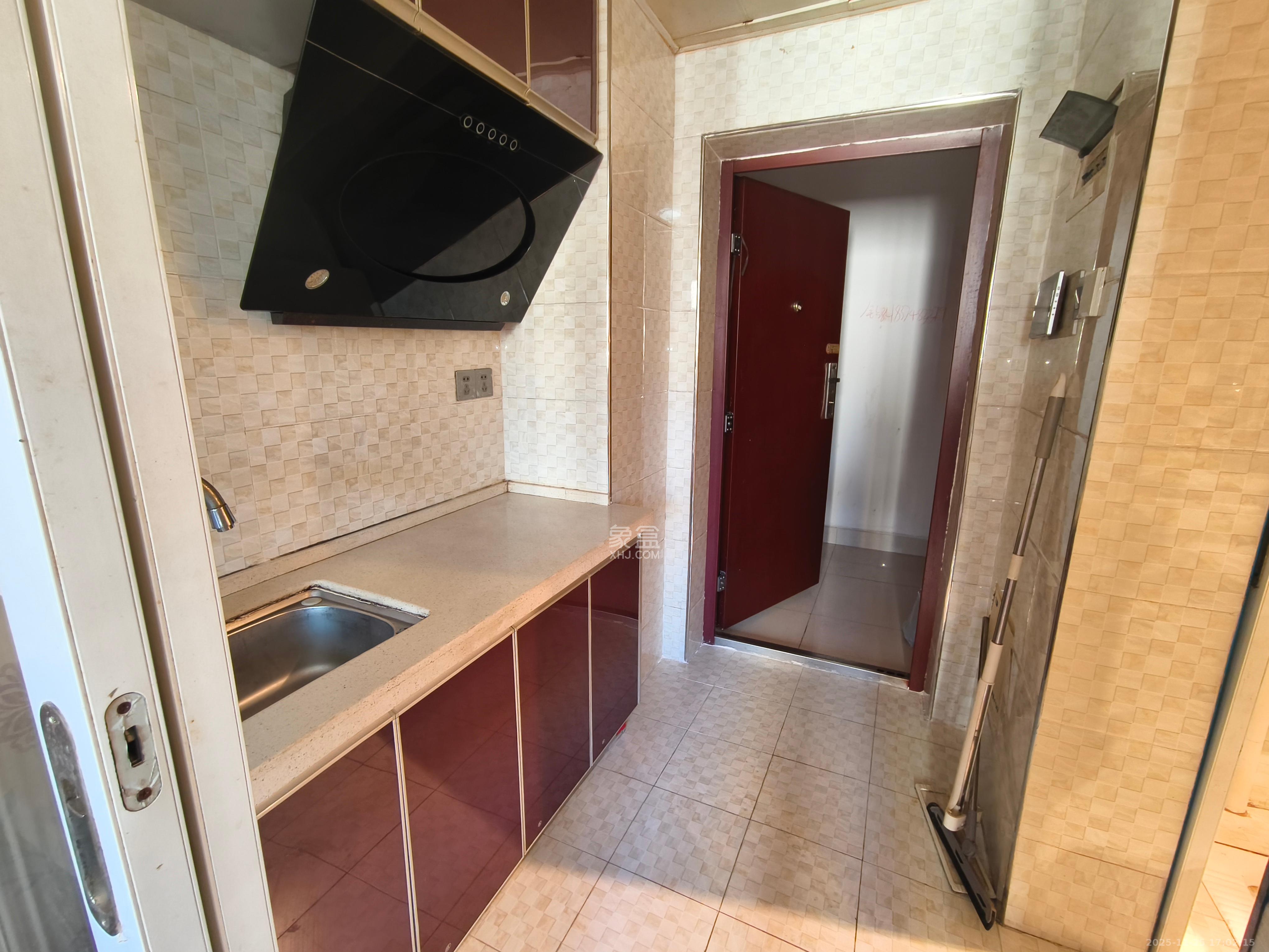 克拉美丽山庄(晟领国际) 1室1厅1卫 900.0元/月 克拉美丽山庄(晟领国际) 1室1厅1卫 900.0元/月室内图